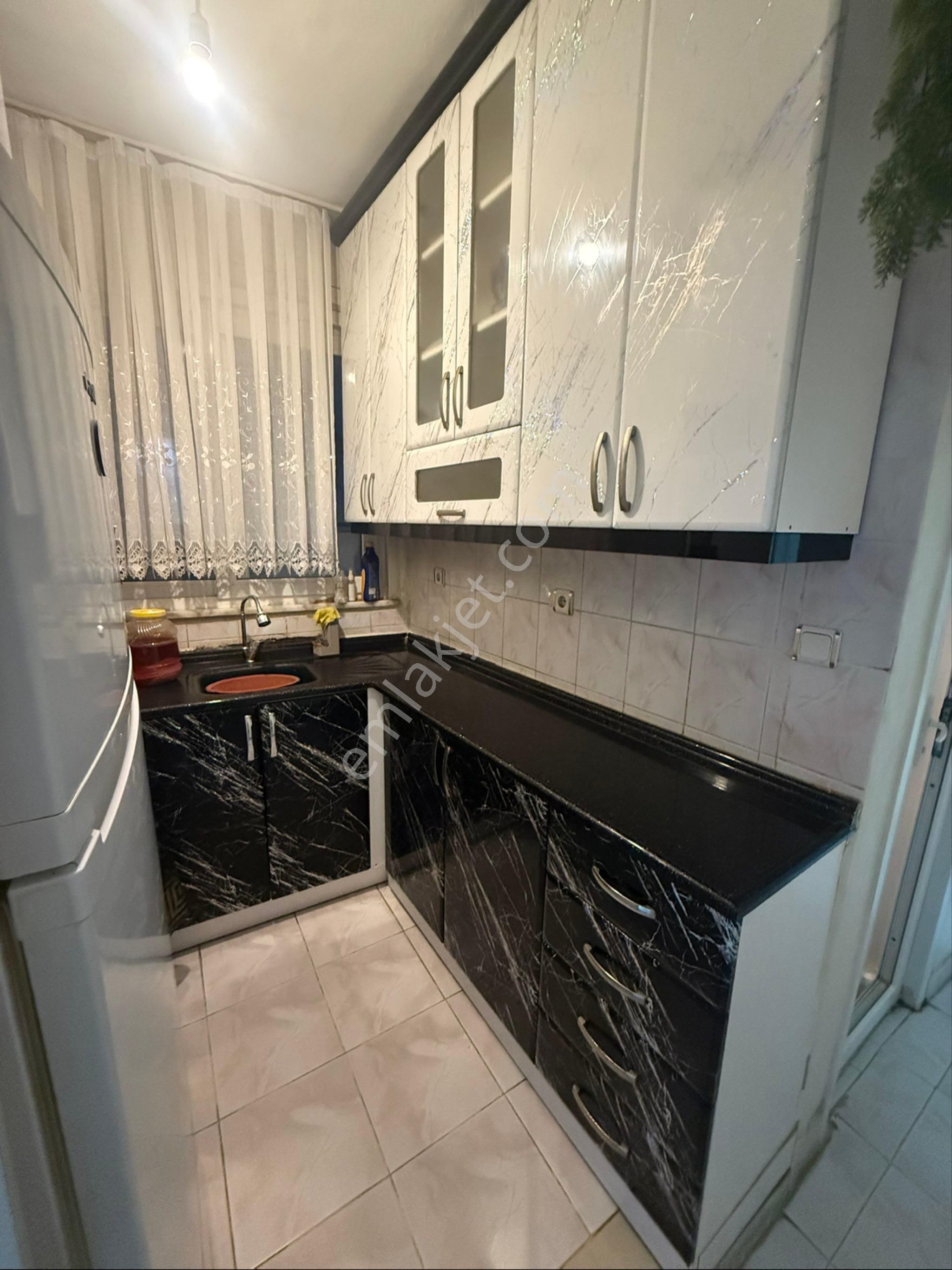 Fatih İskenderpaşa Mah Satilık Daıre 2+1 Kat 2 Temiz - Görsel 12