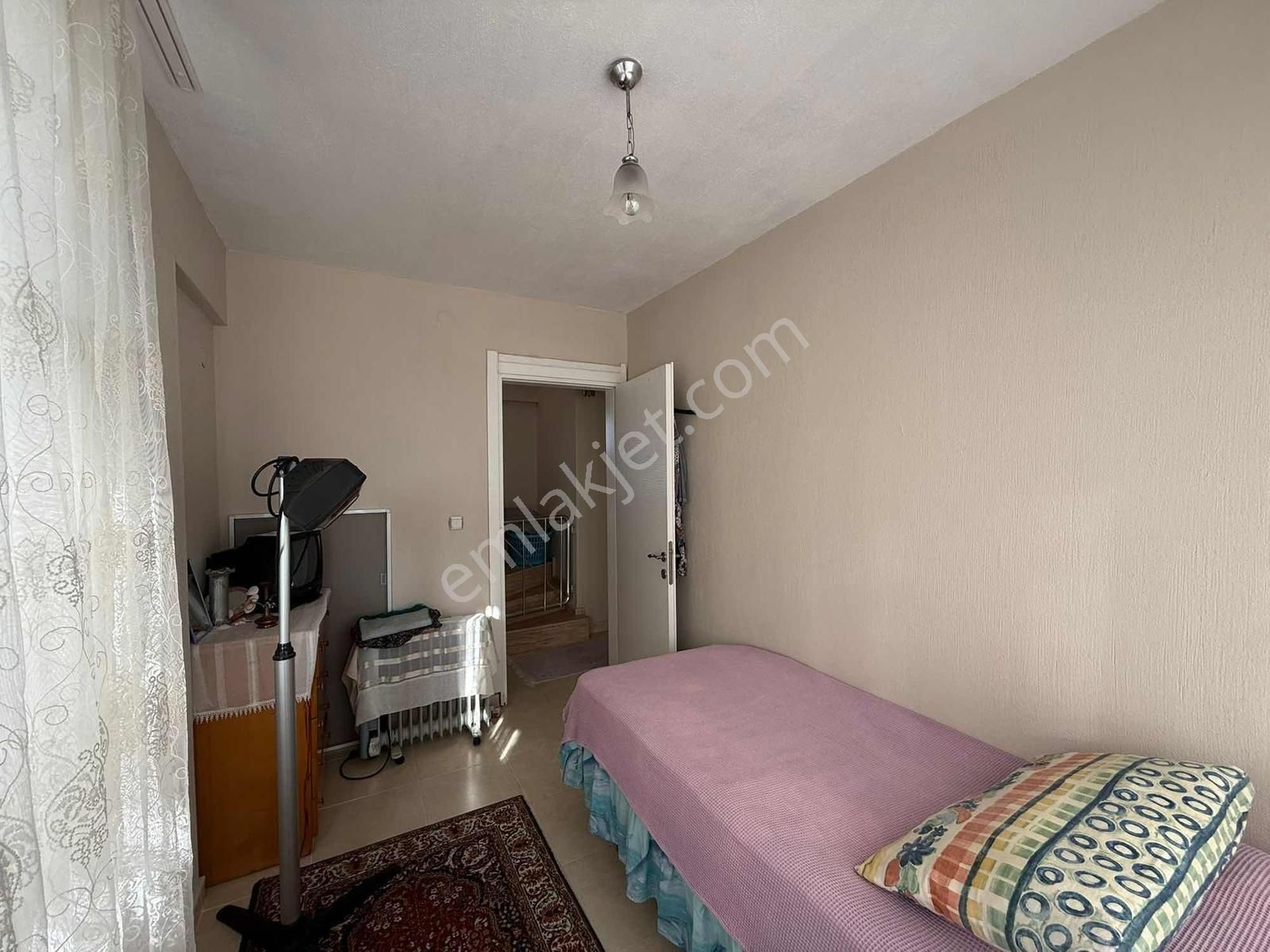 Dikili Salihler'de Satılık Triplex Villa - Görsel 15