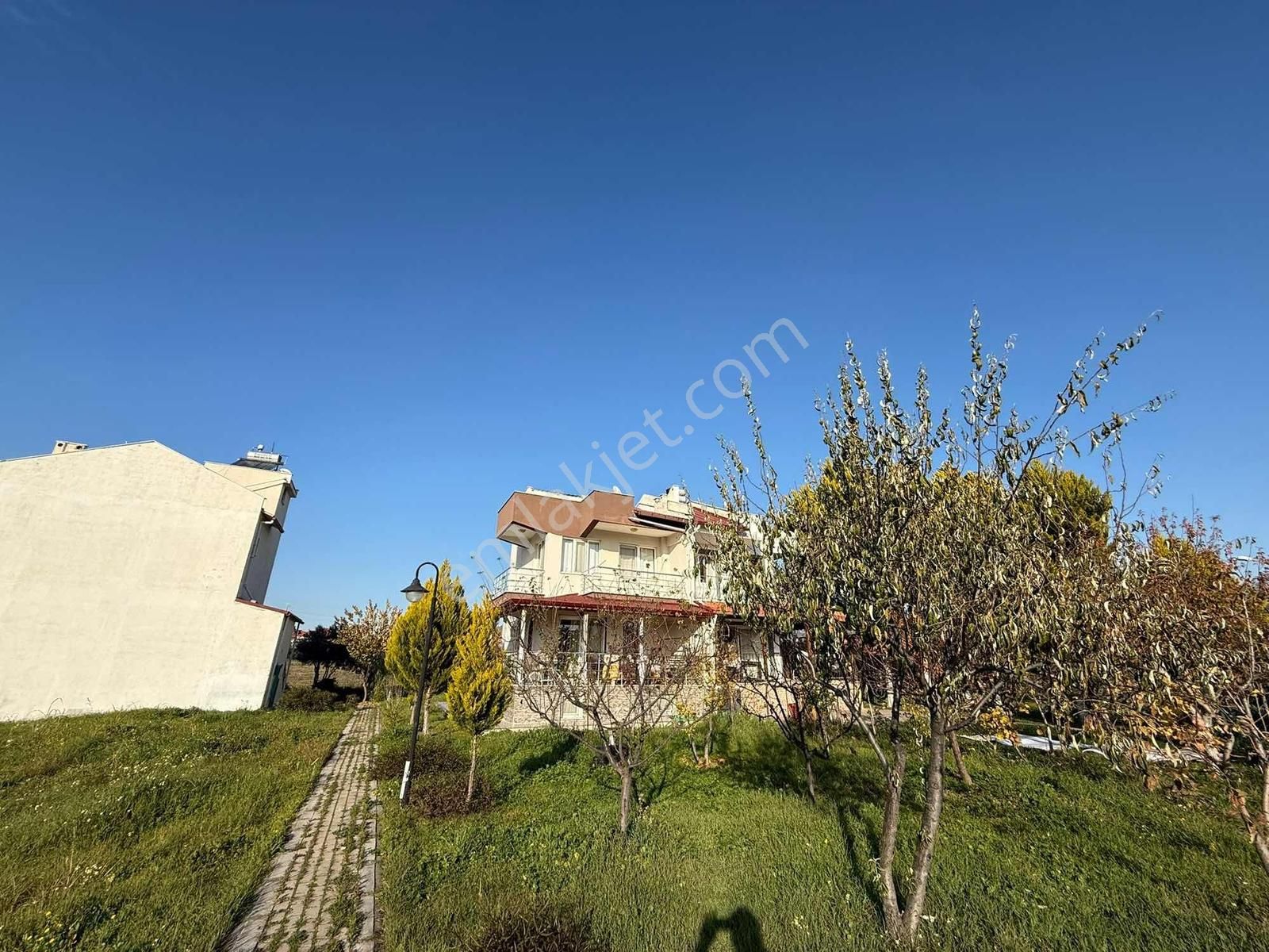 Dikili Salihler'de Satılık Triplex Villa - Görsel 22