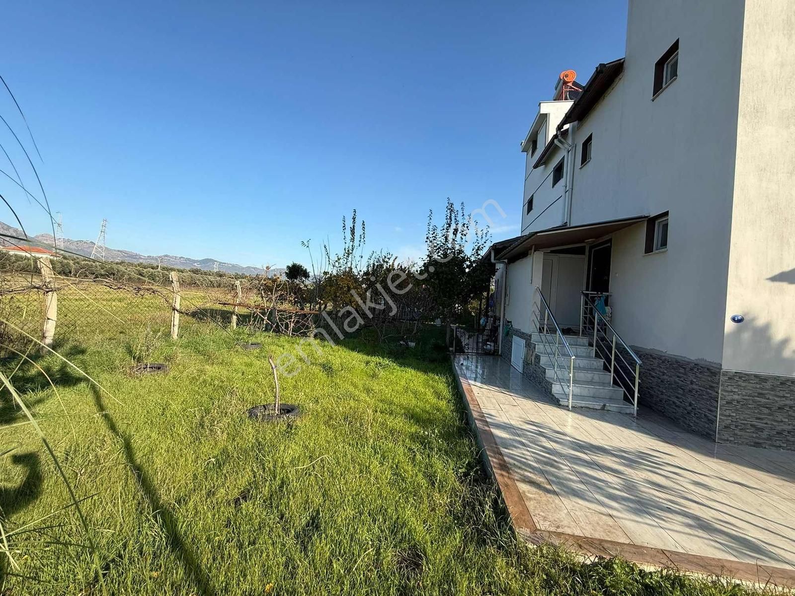 Dikili Salihler'de Satılık Triplex Villa - Görsel 34