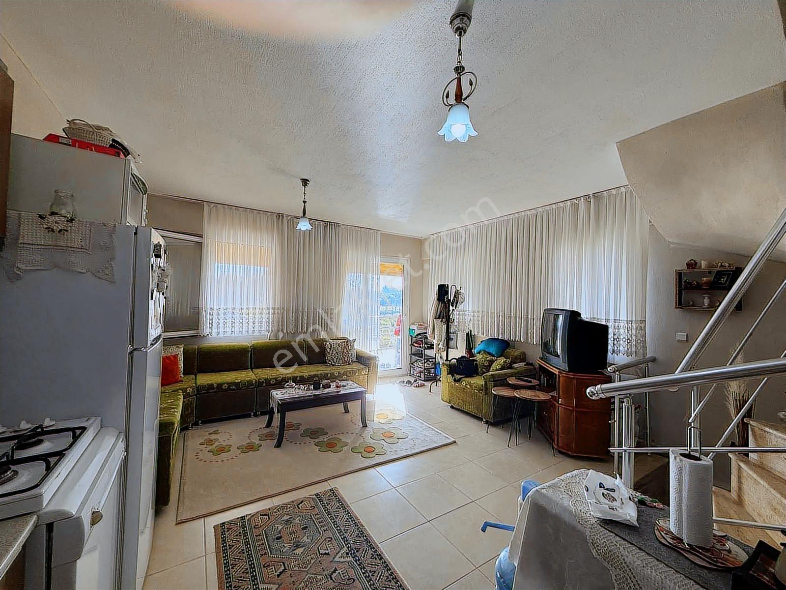 Dikili Salihler'de Satılık Triplex Villa - Görsel 33
