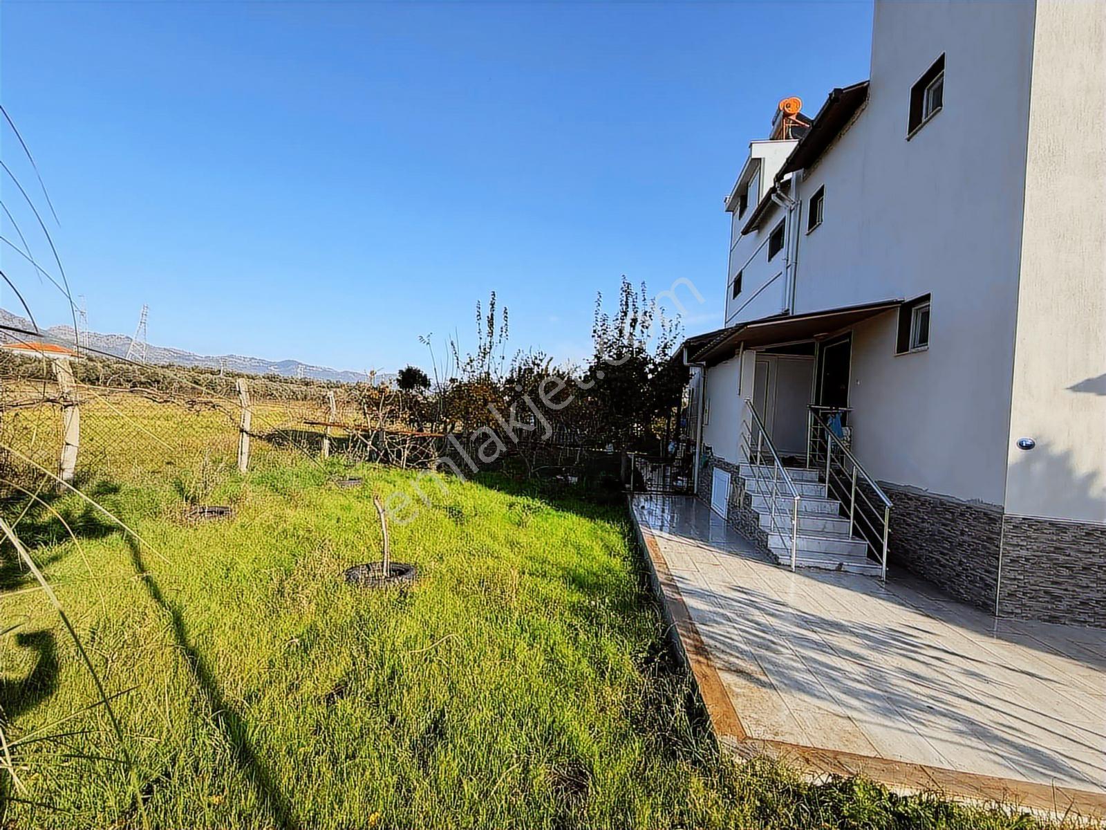 Dikili Salihler'de Satılık Triplex Villa - Görsel 28