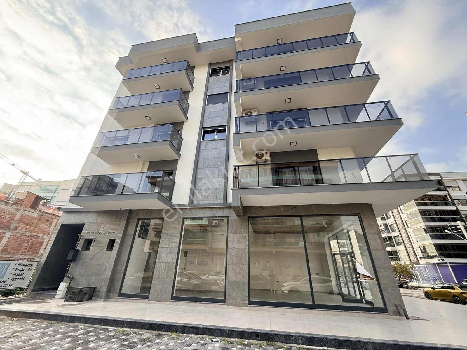 Yalı Mah. Satılık 1+1 Daire