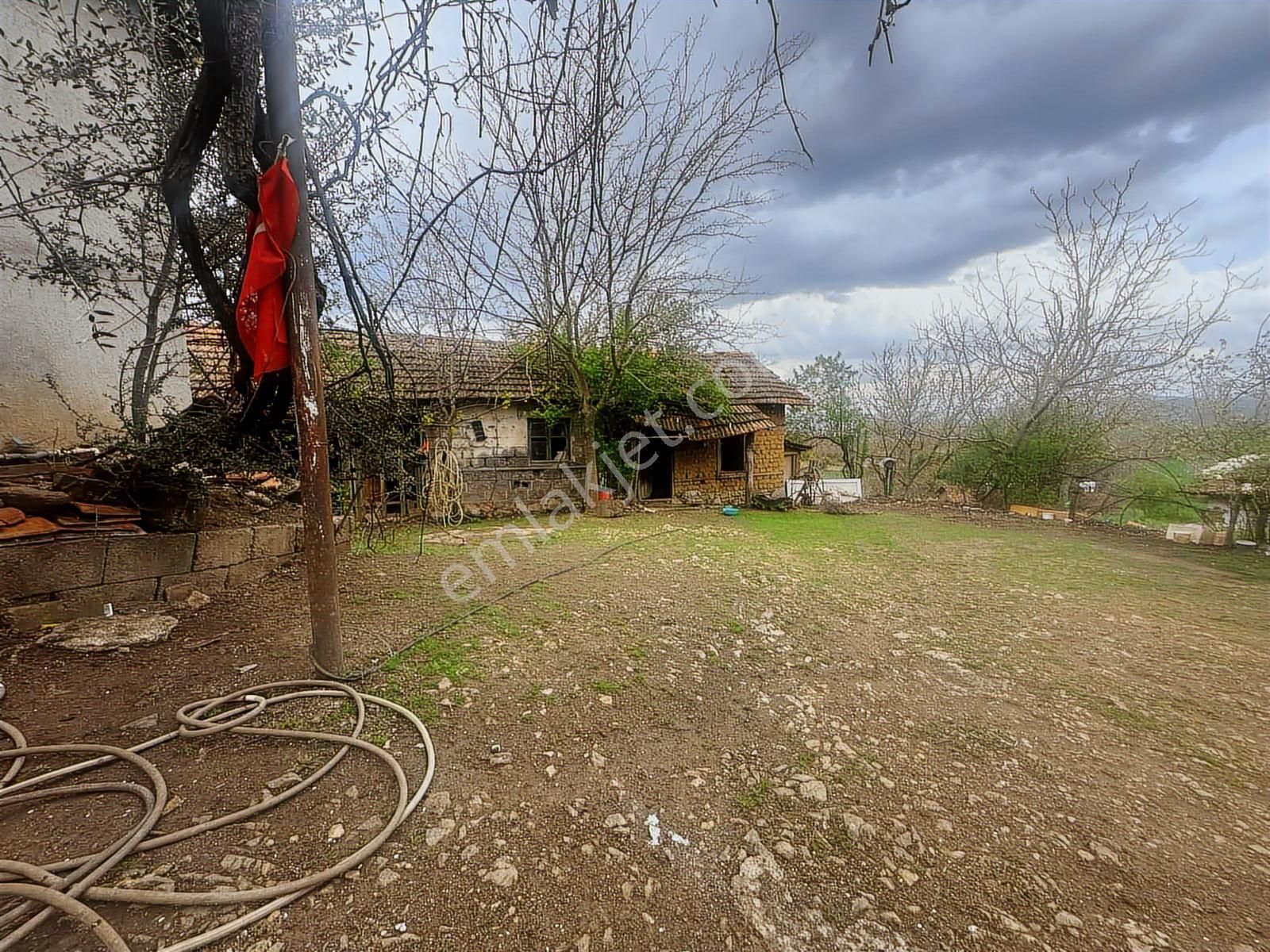 Tamer'den Herkesin Hayali Olan Bahçeli Köy Evi - Görsel 22