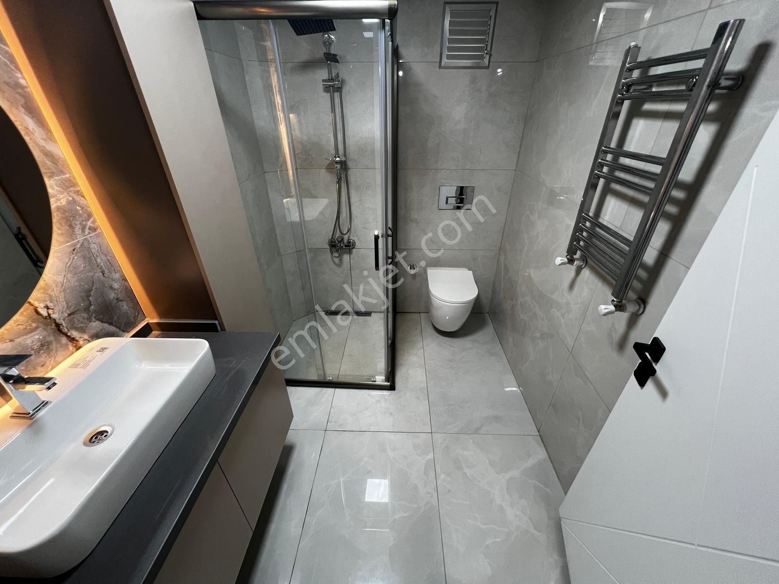 Yiğit'ten Altınkumda Modern Tasarımıyla 2+1 Kaçırılmayacak Daire - Görsel 26