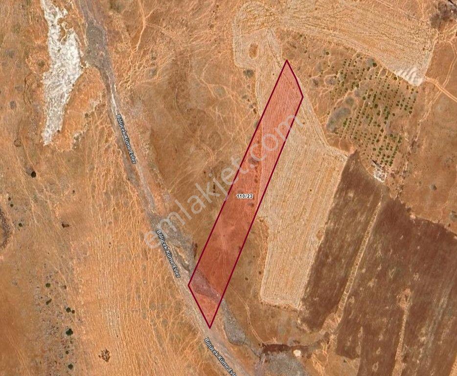 Yaşarsoy Gyo'dan Karaköprü Bölücek Köyünde Uygun Tarla