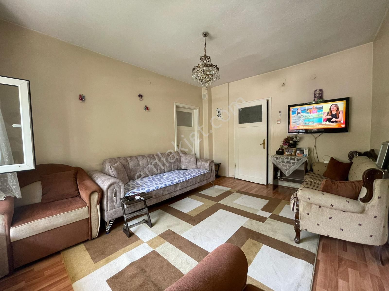 İncirli Mahallesinde Kat Konumunda 3+1 Yüksek Giriş - Görsel 7