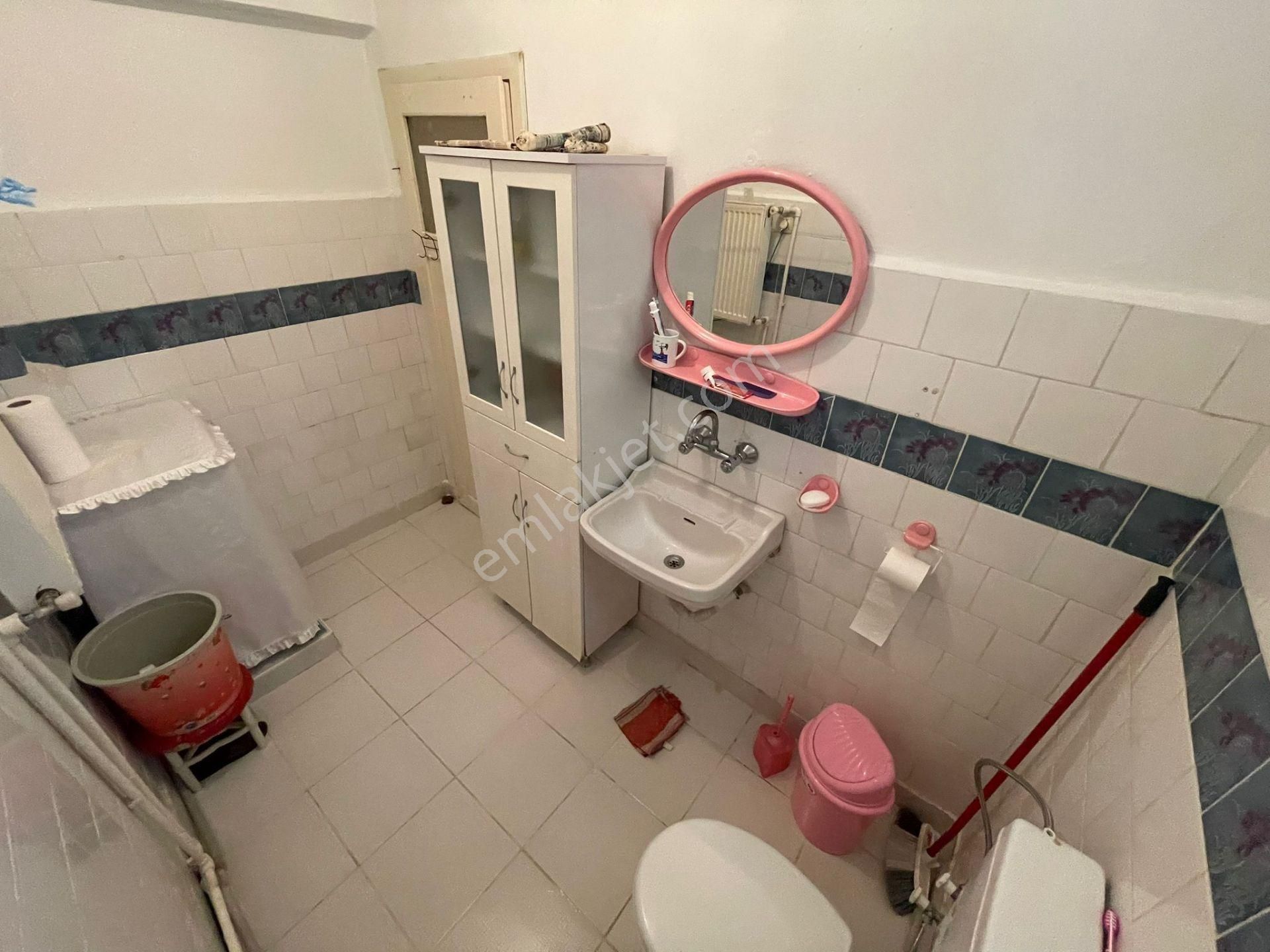 İncirli Mahallesinde Kat Konumunda 3+1 Yüksek Giriş - Görsel 25