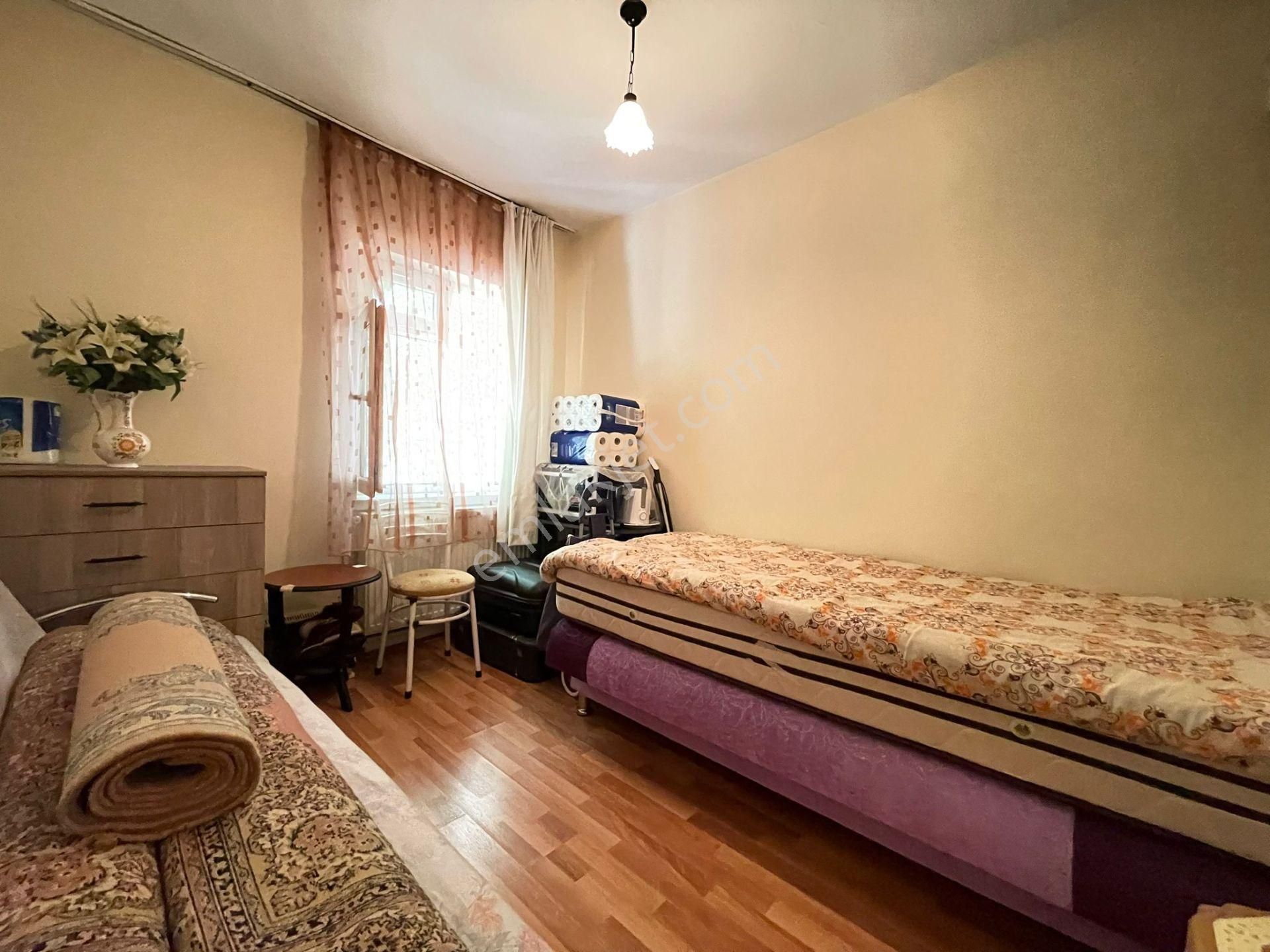 İncirli Mahallesinde Kat Konumunda 3+1 Yüksek Giriş - Görsel 23