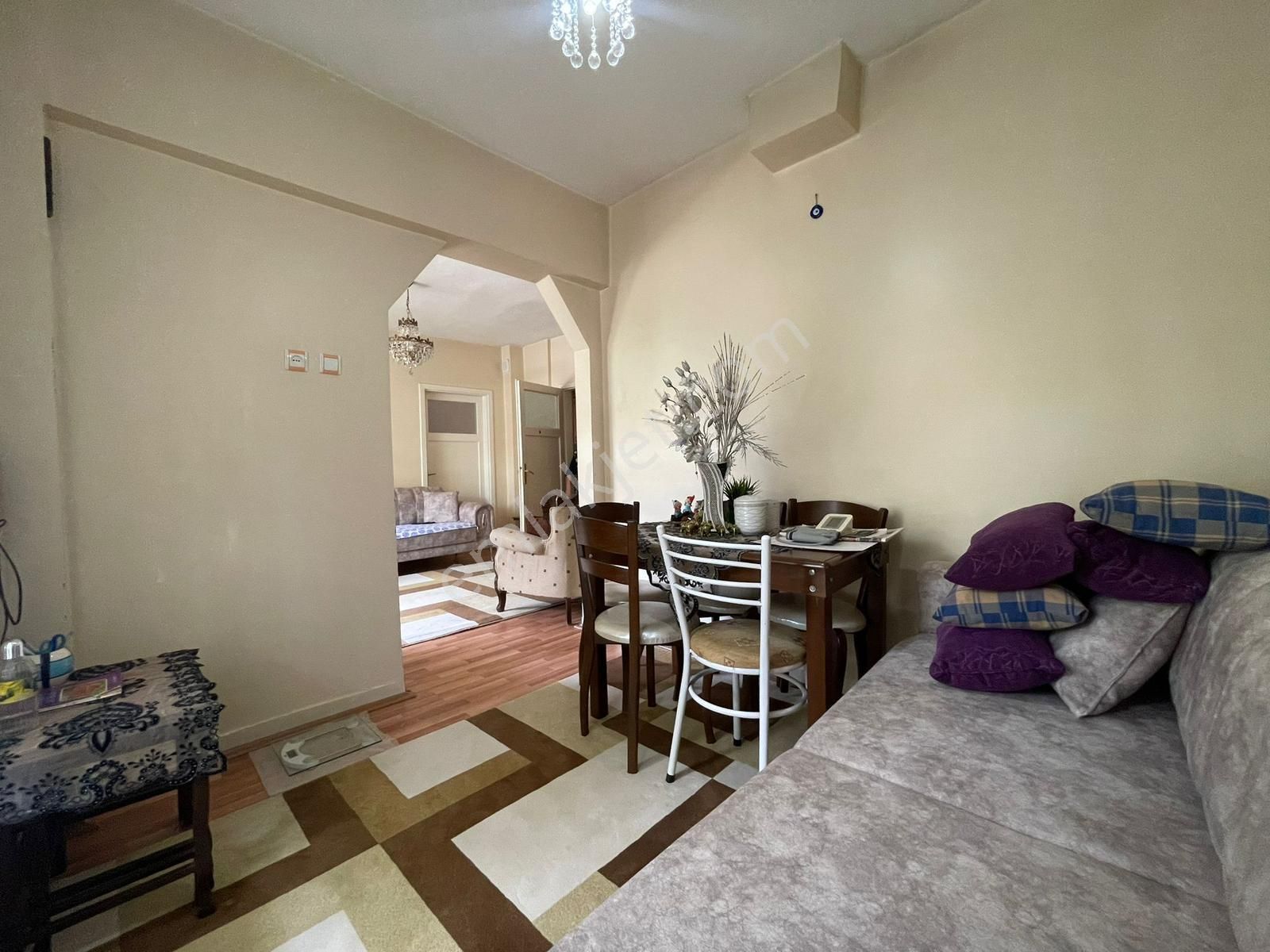 İncirli Mahallesinde Kat Konumunda 3+1 Yüksek Giriş - Görsel 5