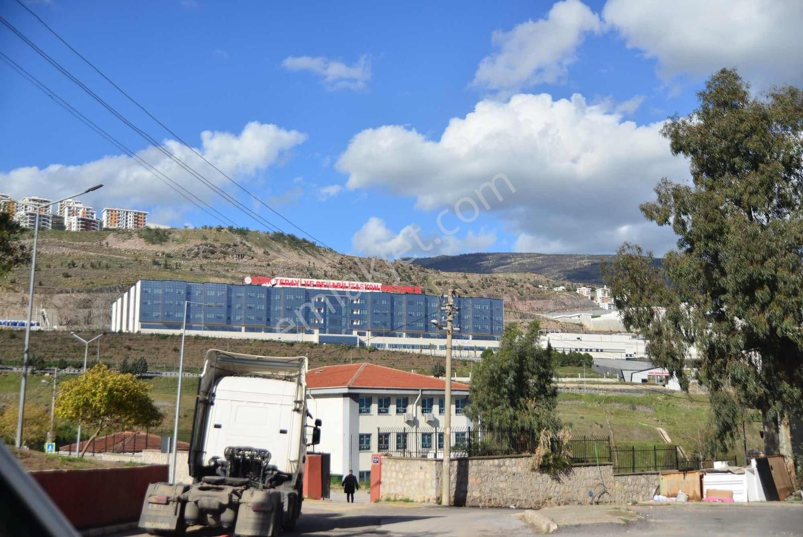 İzmir Şehir Hastanesi Yakını Ferah Daire - Görsel 4