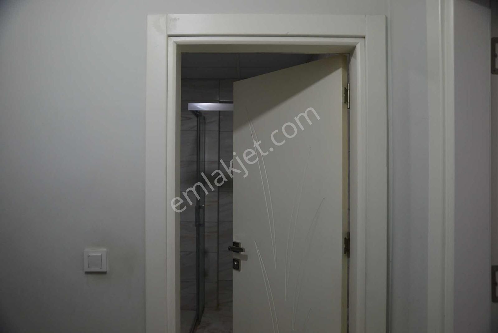 İzmir Şehir Hastanesi Yakını Ferah Daire - Görsel 27