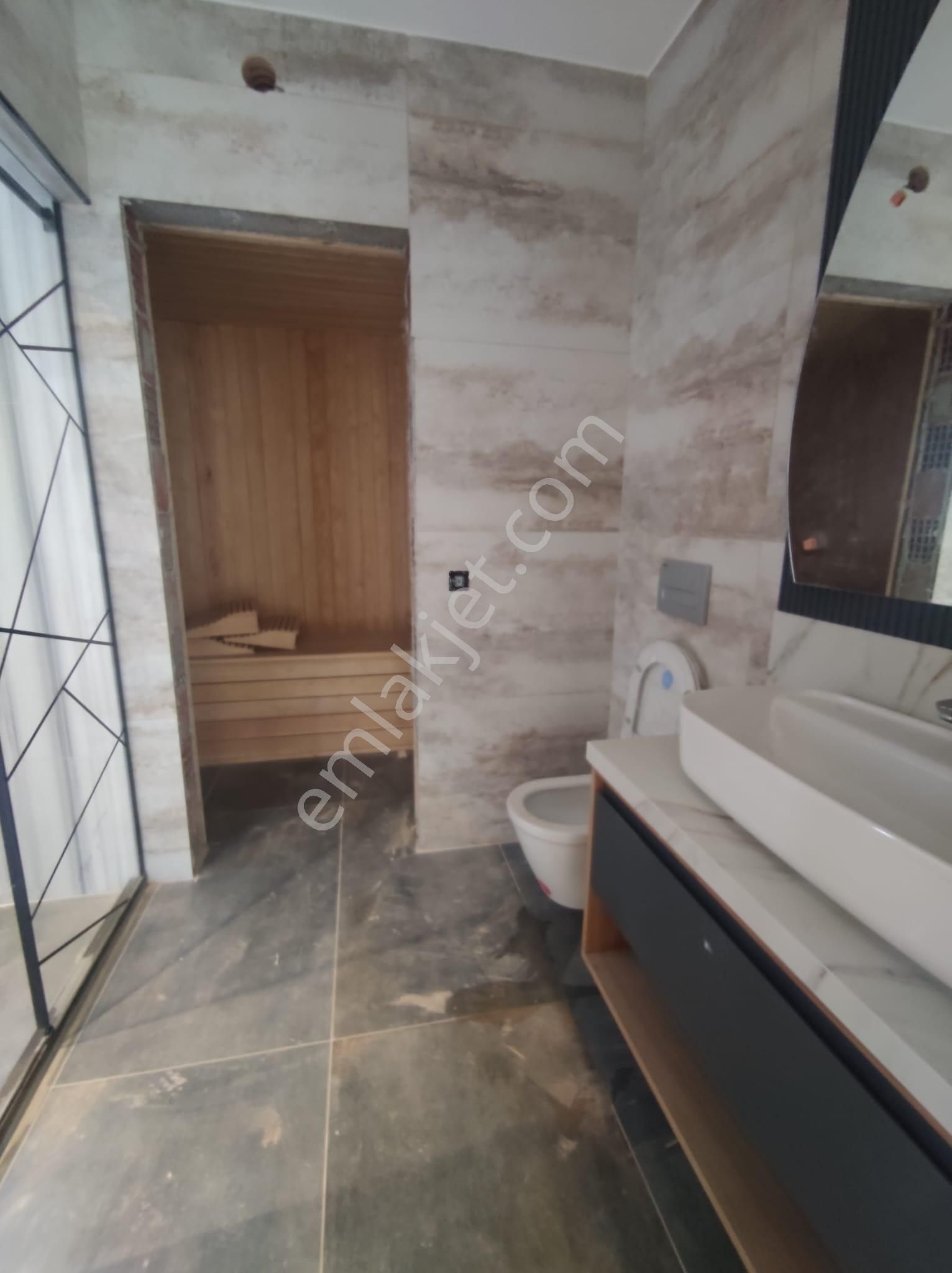 Kusadası Karaova'da 5+1 Hamam Sauna Özel Havuz Müstakil,özel Otopark Lüx Villa - Görsel 17
