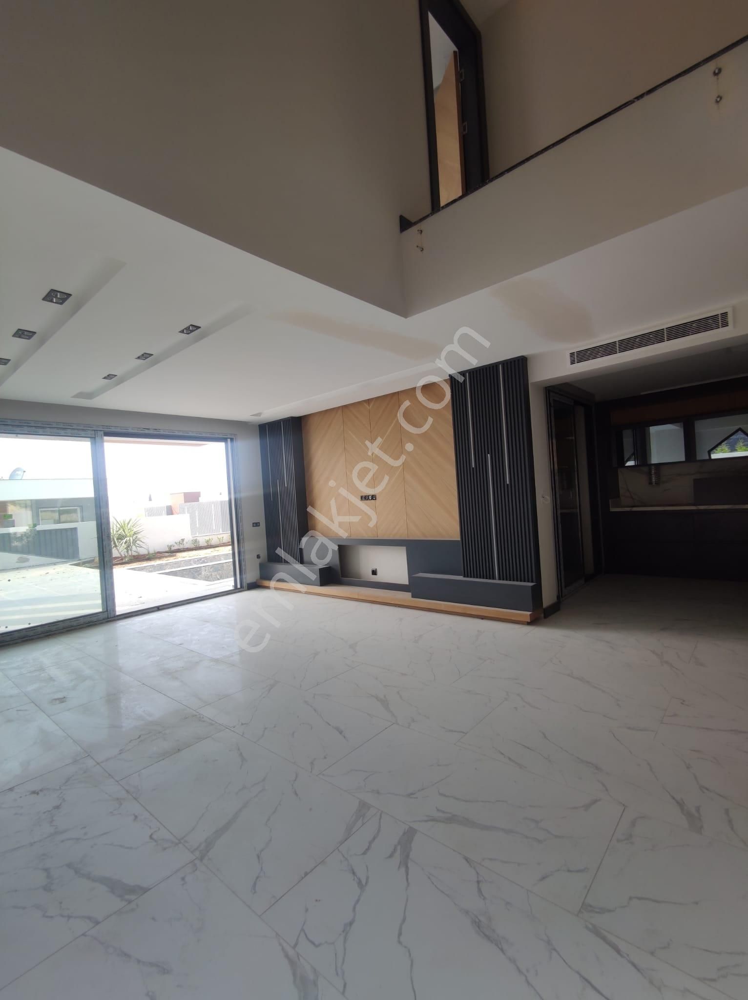 Kusadası Karaova'da 5+1 Hamam Sauna Özel Havuz Müstakil,özel Otopark Lüx Villa - Görsel 26