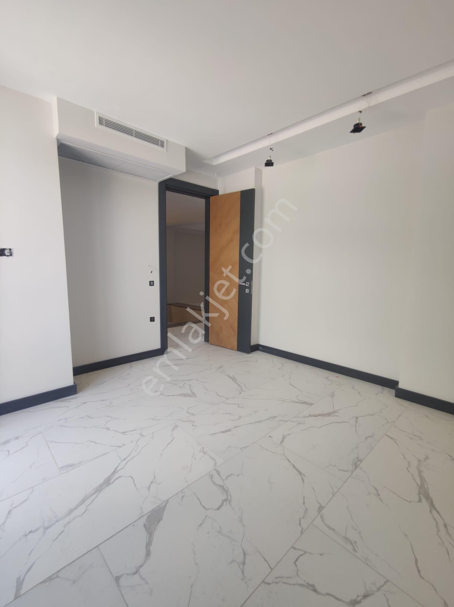 Kusadası Karaova'da 5+1 Hamam Sauna Özel Havuz Müstakil,özel Otopark Lüx Villa - Görsel 13