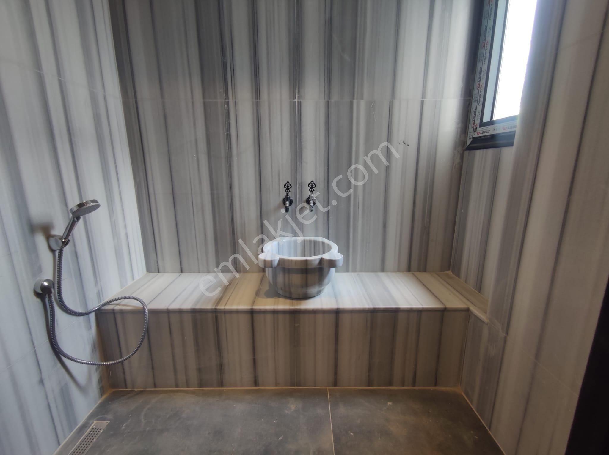 Kusadası Karaova'da 5+1 Hamam Sauna Özel Havuz Müstakil,özel Otopark Lüx Villa - Görsel 12