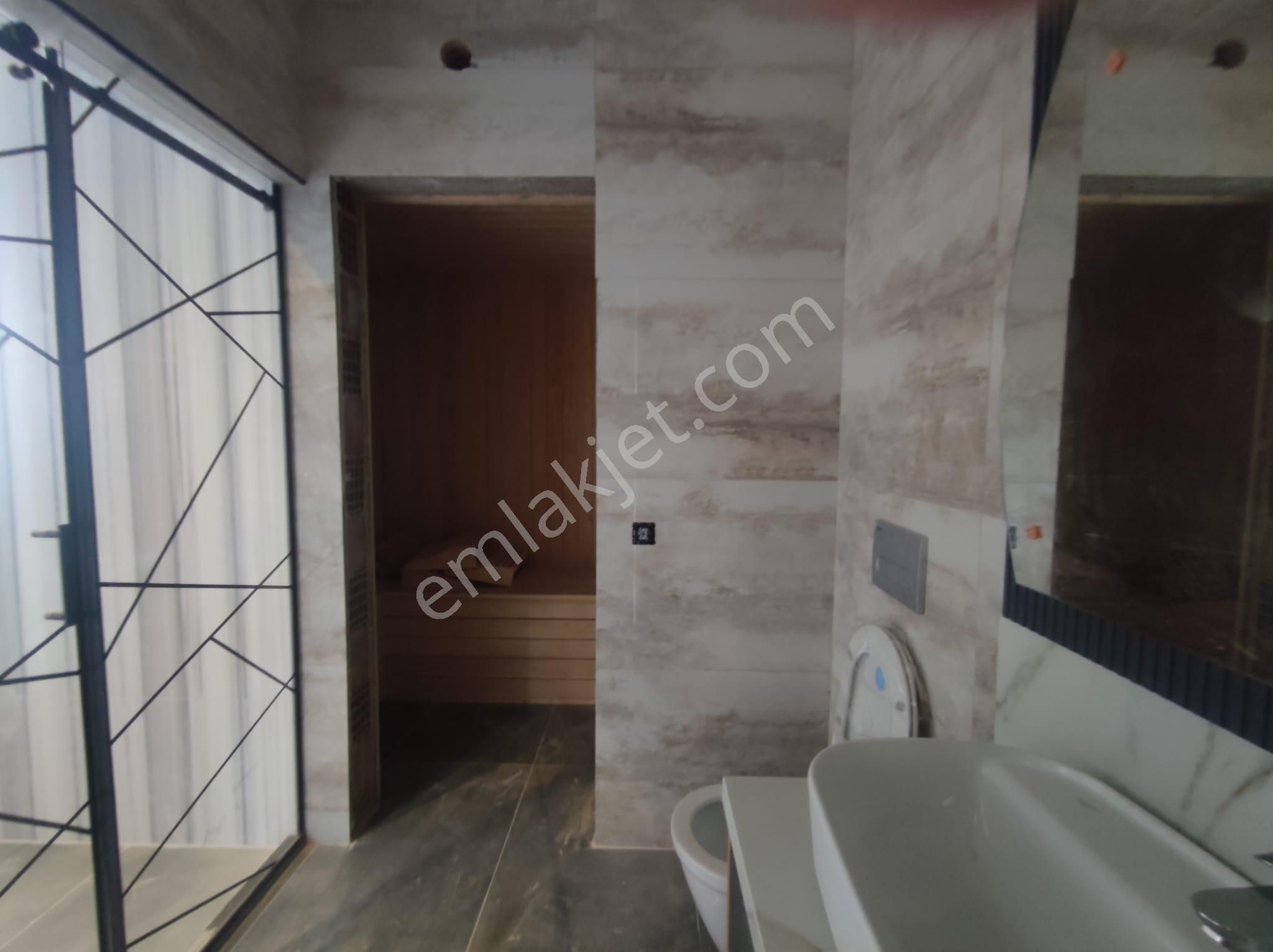 Kusadası Karaova'da 5+1 Hamam Sauna Özel Havuz Müstakil,özel Otopark Lüx Villa - Görsel 8