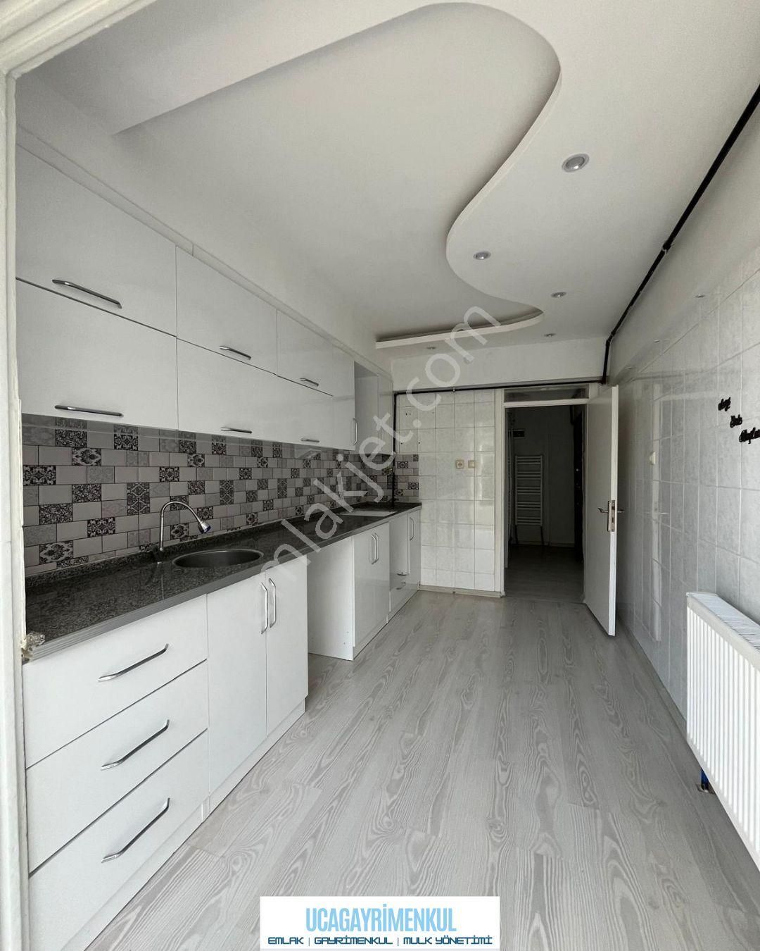 Uca'dan Yarenler Mahallesin De Kiralık Masrafsız 3+1 Daire.! - Görsel 3