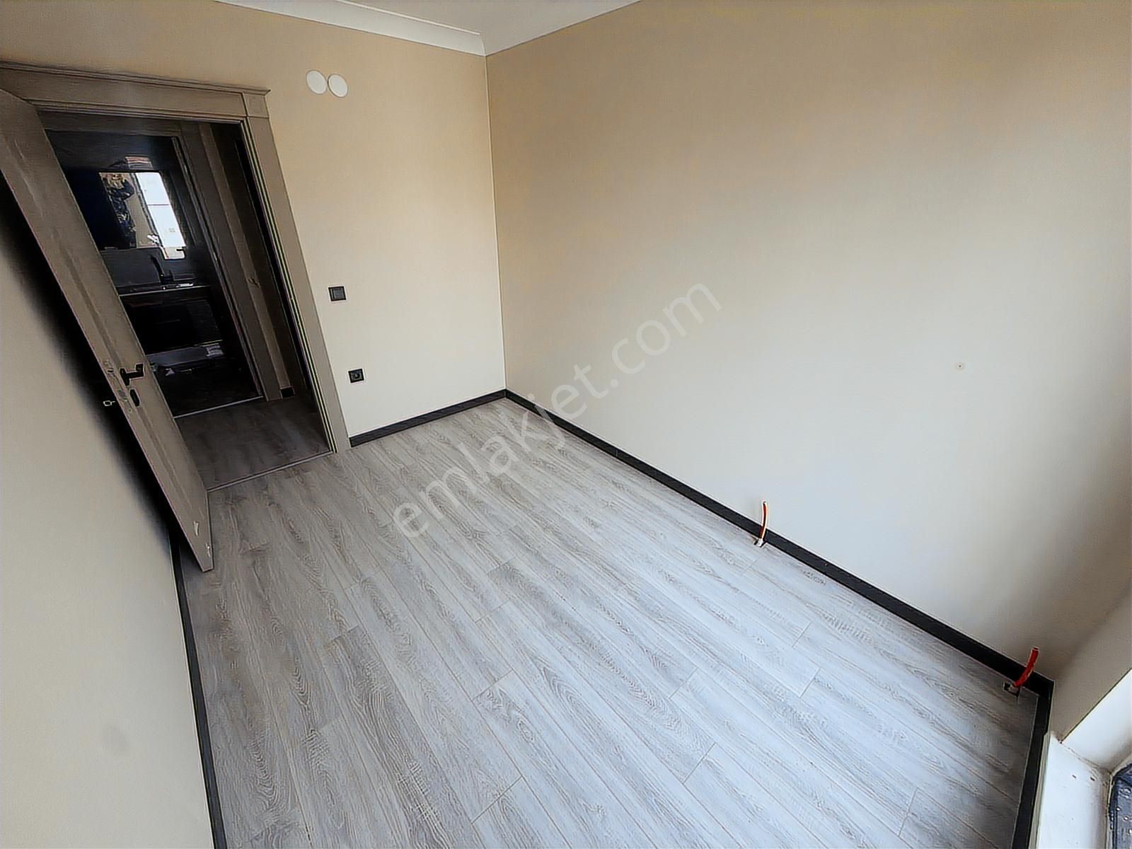 Keçiörende 3+1 Orta Katta Sıfır Cadde Üstü Erkusların Binada - Görsel 32