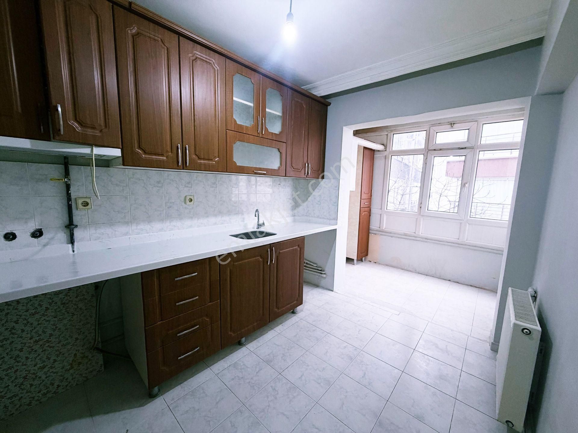 Cihandan Şehit Kubilayda Özlem Cadde Paraleli Kiralık 3+1 Daire - Görsel 2