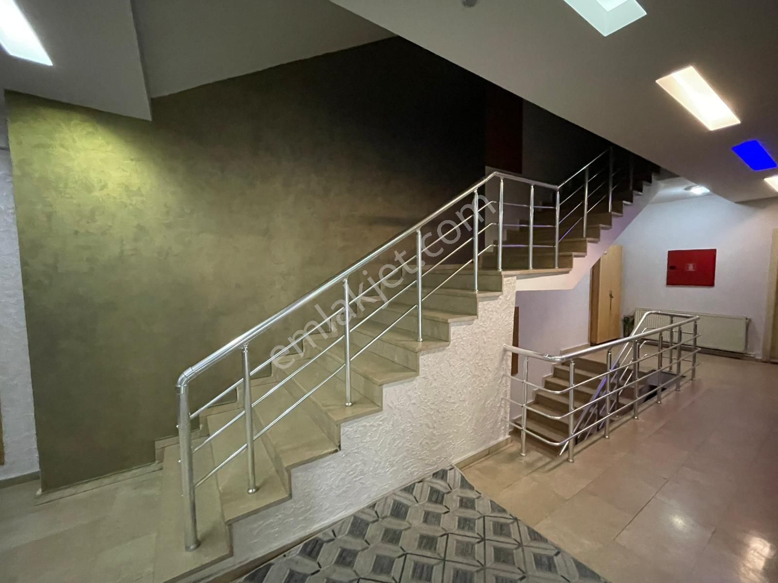 Talas Anayurt Meydanda Acil Satılık Fırsat Dairesi - Görsel 14