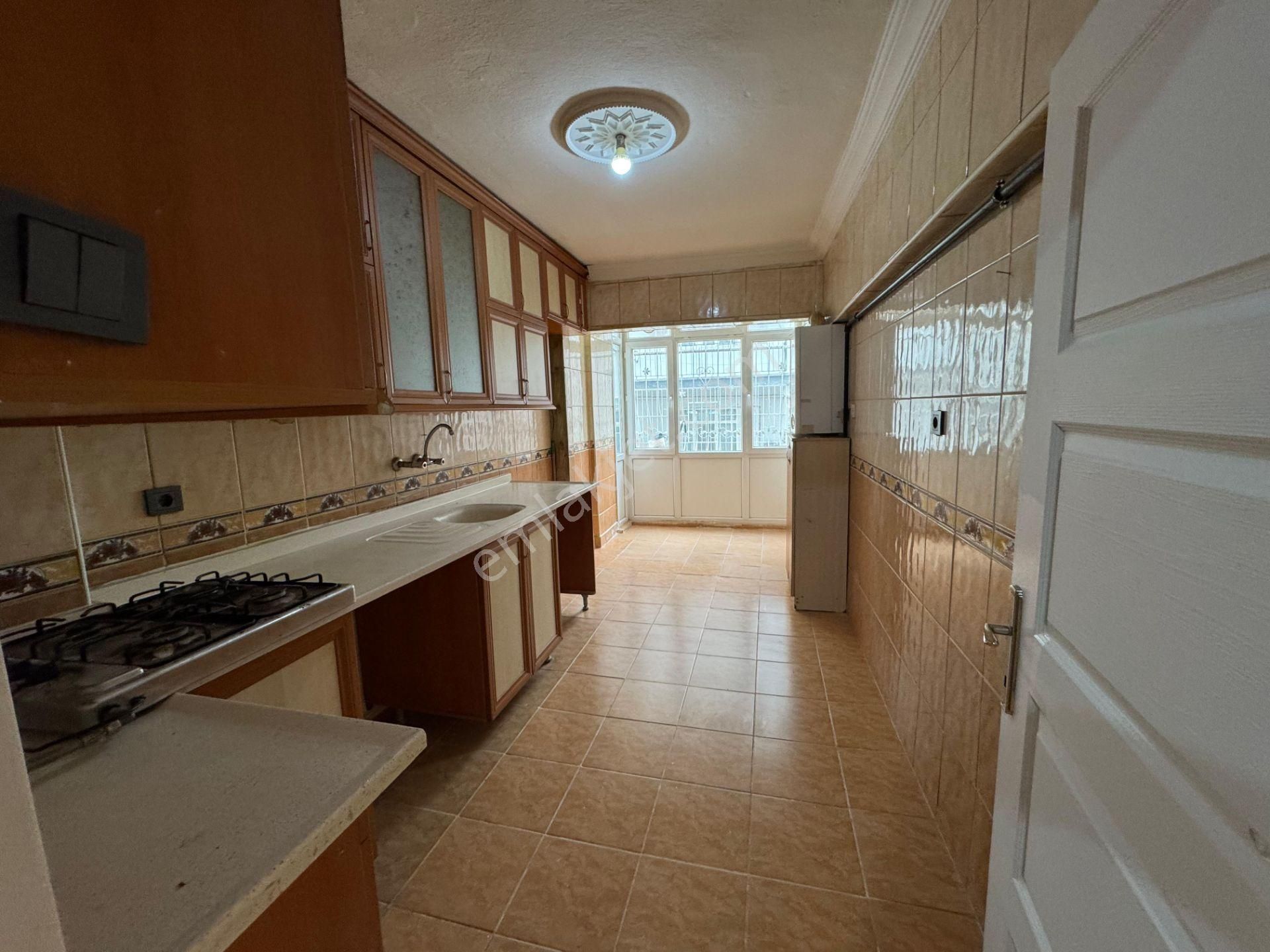 Akşemsettin Mahallesinde 3+1 Yüksek Giriş Satılık Daire!