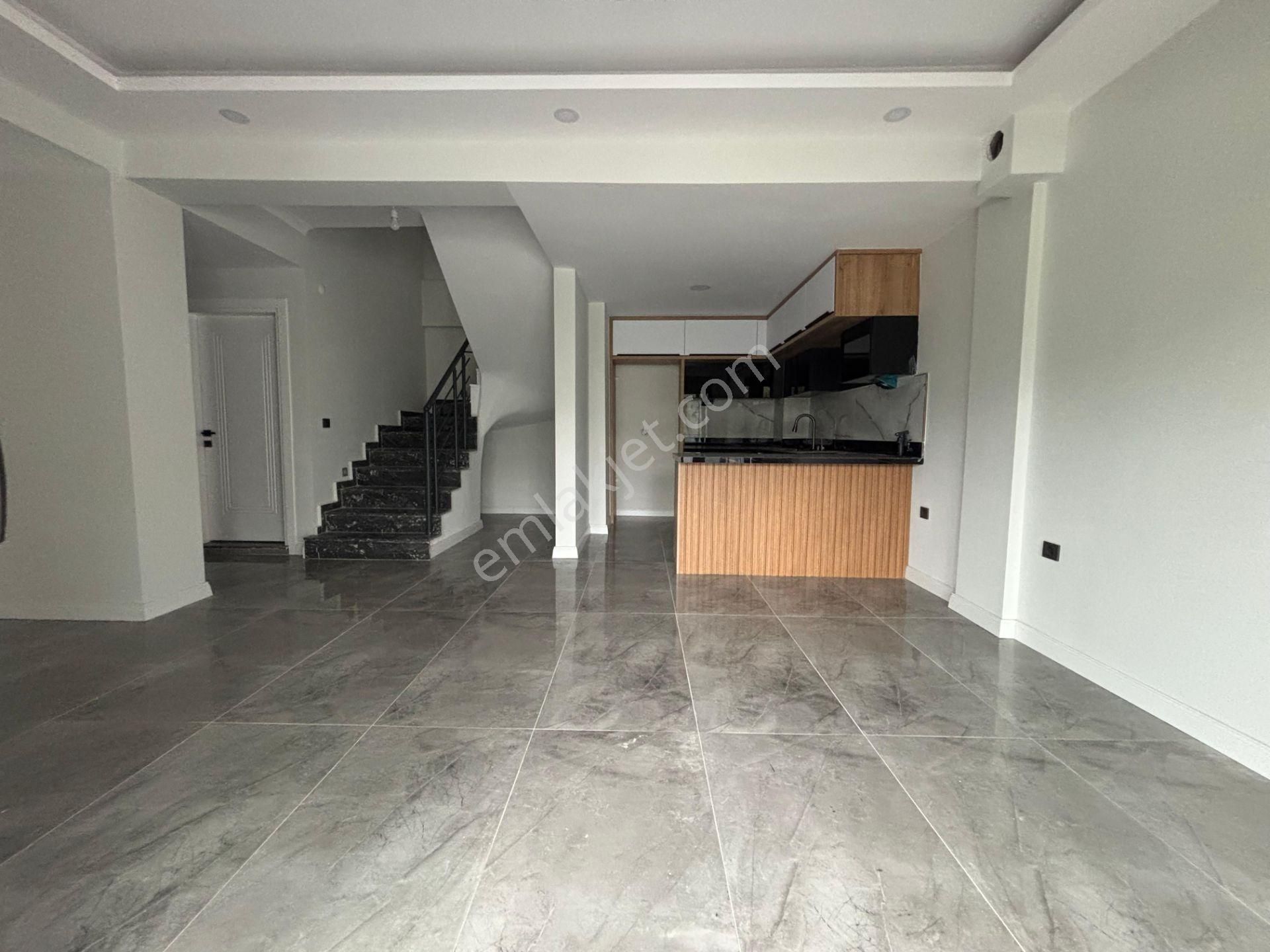 Yiğit'ten Altınoluk Narlı'da Denize 100 Metre Satılık 3+1 Villa - Görsel 7