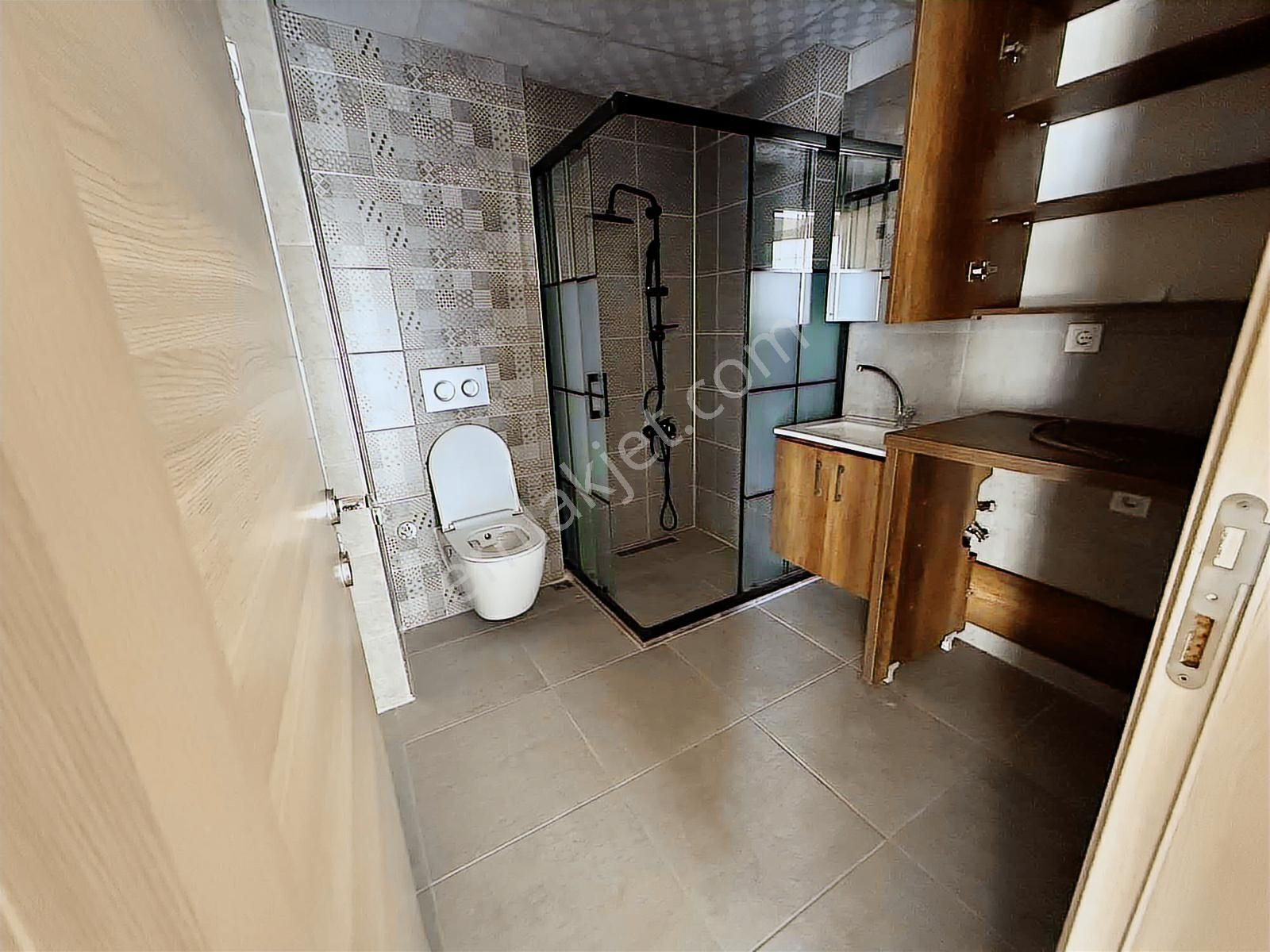 Özmert Ten 3+1çift Balkon Çift Wc Genç Binada Kiralık Daire - Görsel 14