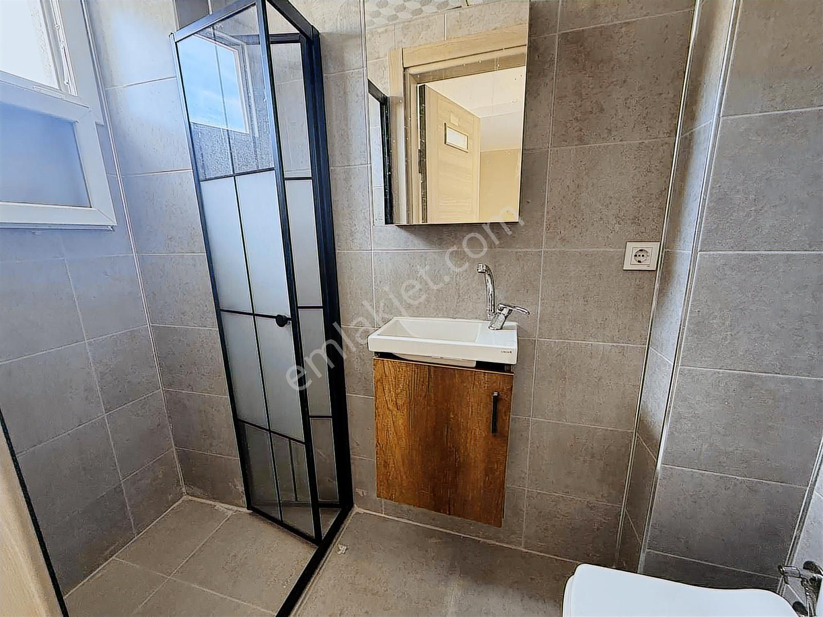 Özmert Ten 3+1çift Balkon Çift Wc Genç Binada Kiralık Daire - Görsel 13