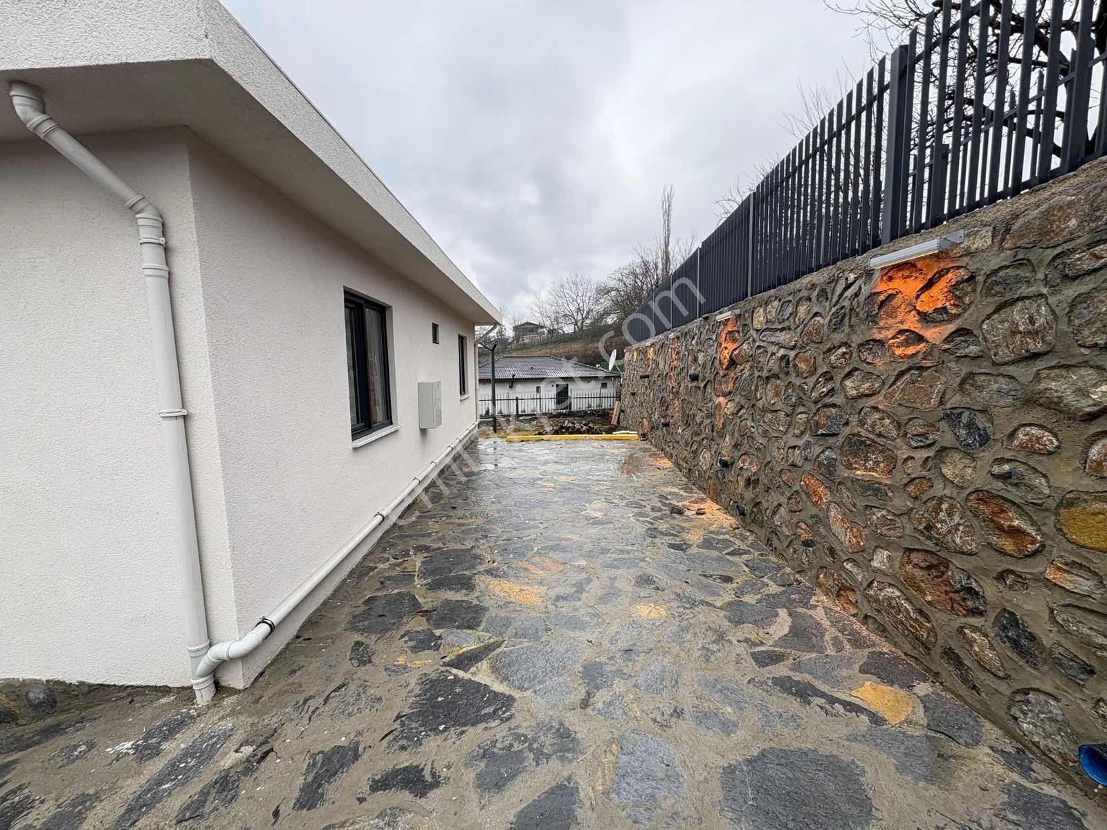 Şehre 1 Saat Mesafede Manzaralı 2+1 Lüks Müstakil Ev Keles - Görsel 7