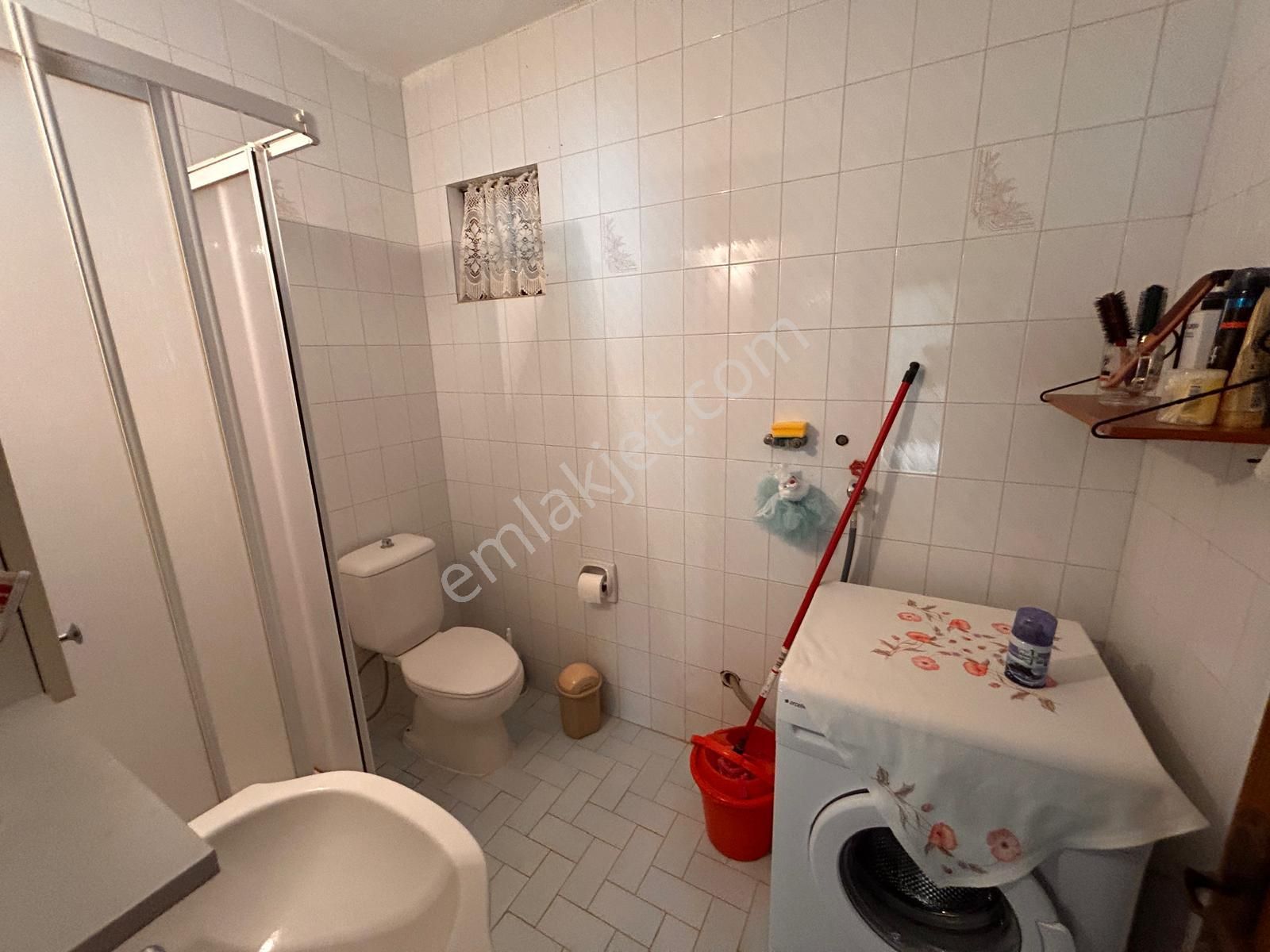 Davutlar Sahilde Denize 250mt Geniş Bahçeli Verandalı 5+1 Fırsat Villa - Görsel 31