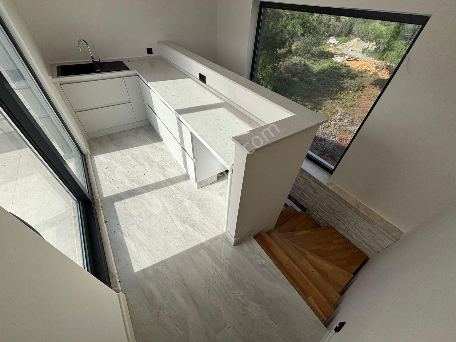 Yiğit'ten Güre'de Hayalindeki 4+1 Saunalı Havuzlu Forleks Villa - Görsel 21