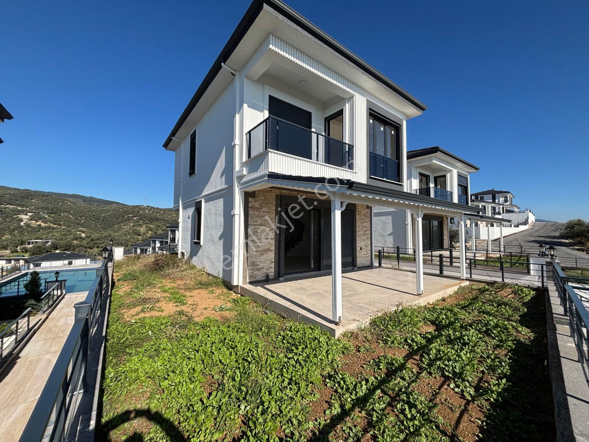 Yiğit'ten Küçükkuyuda Havuzlu Full Deniz Manzaralı 3+1 Lüx Villa - Görsel 28