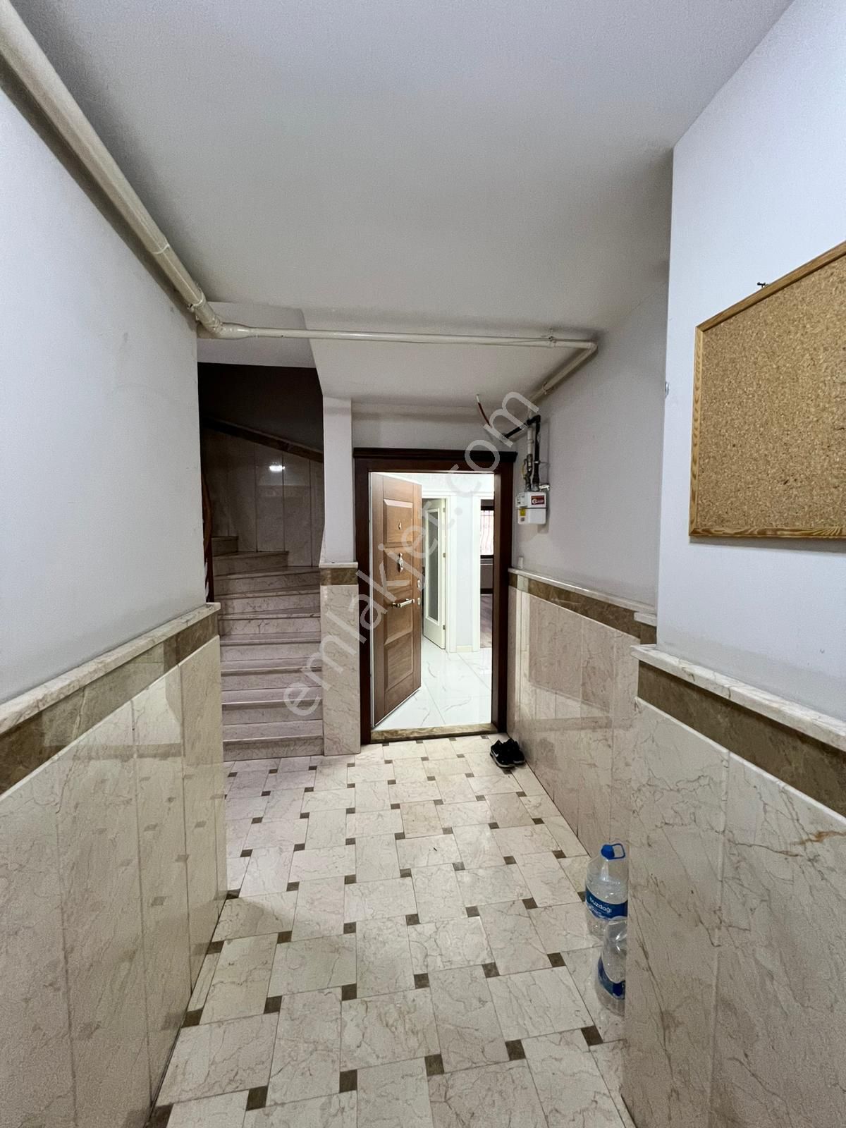 Salıpazarı Yeni Mahalle Geniş Kiralık 1+1 Daire - Görsel 27