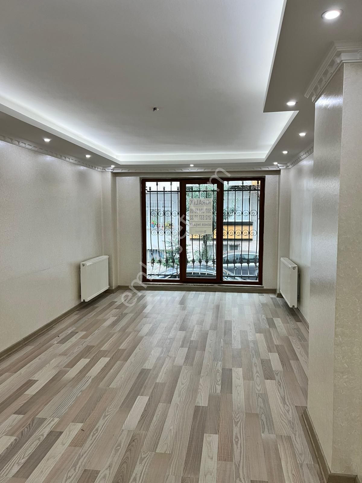 Salıpazarı Yeni Mahalle Geniş Kiralık 1+1 Daire - Görsel 4