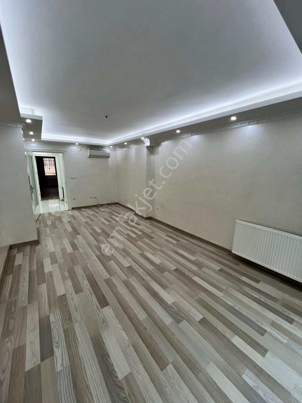 Salıpazarı Yeni Mahalle Geniş Kiralık 1+1 Daire - Görsel 7