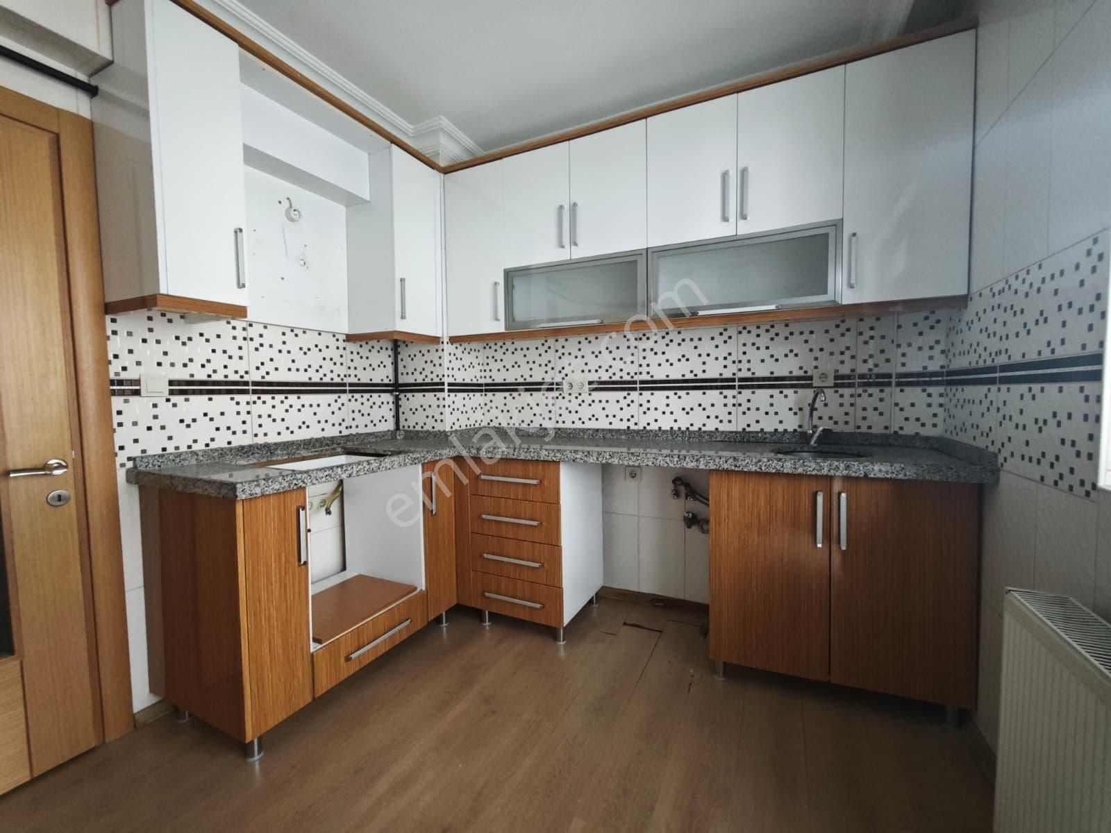 Lider Emlak'tan Keçiören'de 3+1 **ara Katta** Satılık Daire - Görsel 2