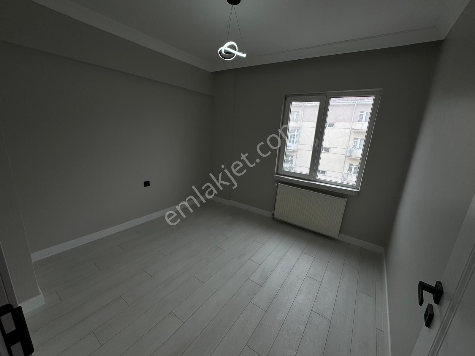 Aktif Emlak'tan Fatih Metro Dibinde 3+1 Full Yapılı Satılık Daire!!! - Görsel 5