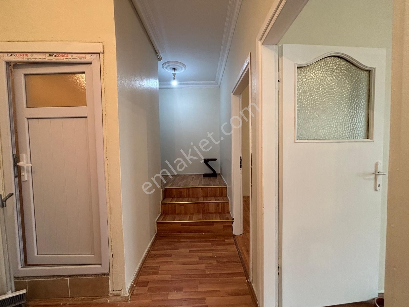 Kartal Petrolişde Çanakkale Caddesine Paralel Kiralık 2+1 Daire - Görsel 15