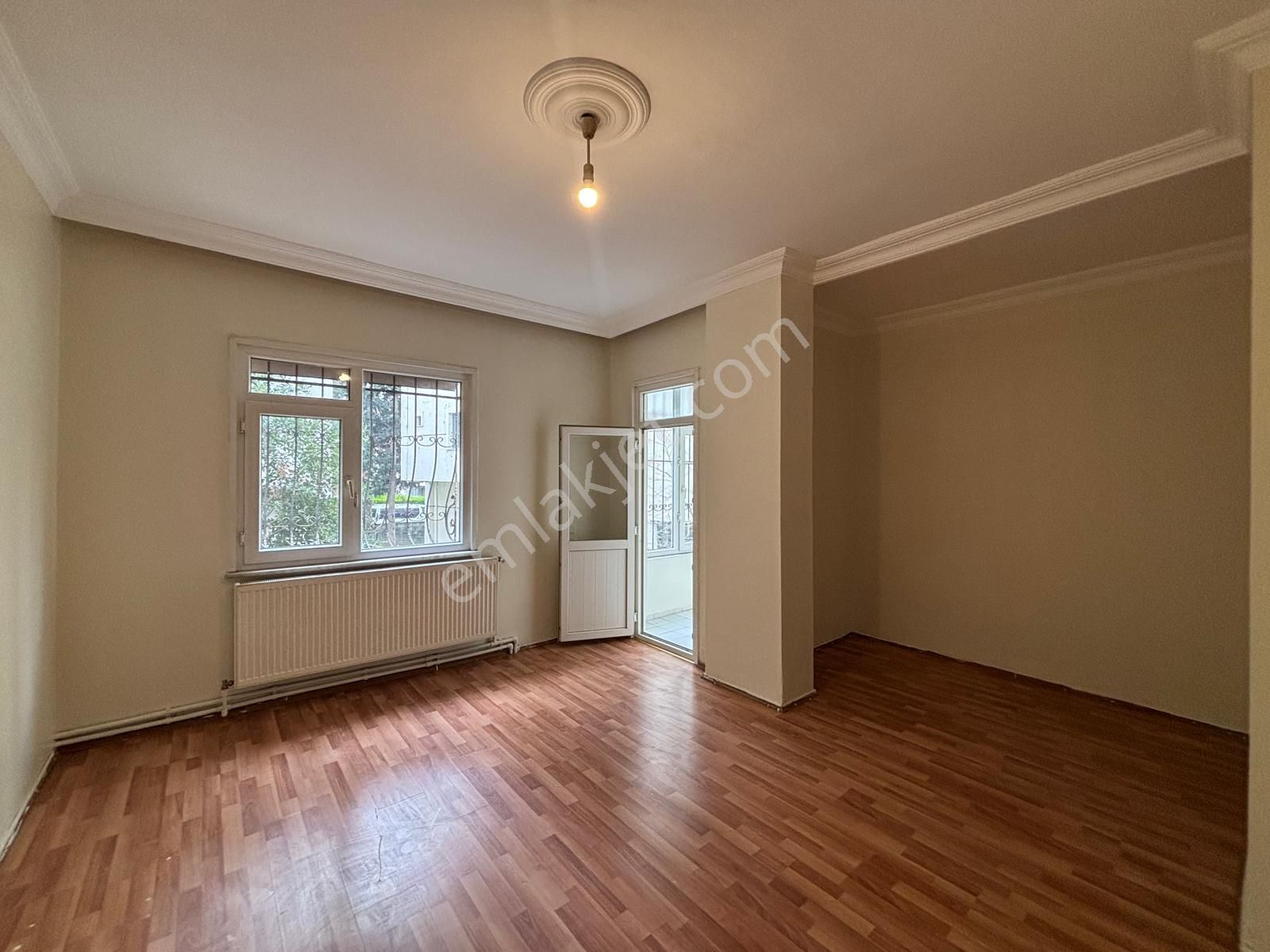 Kartal Petrolişde Çanakkale Caddesine Paralel Kiralık 2+1 Daire