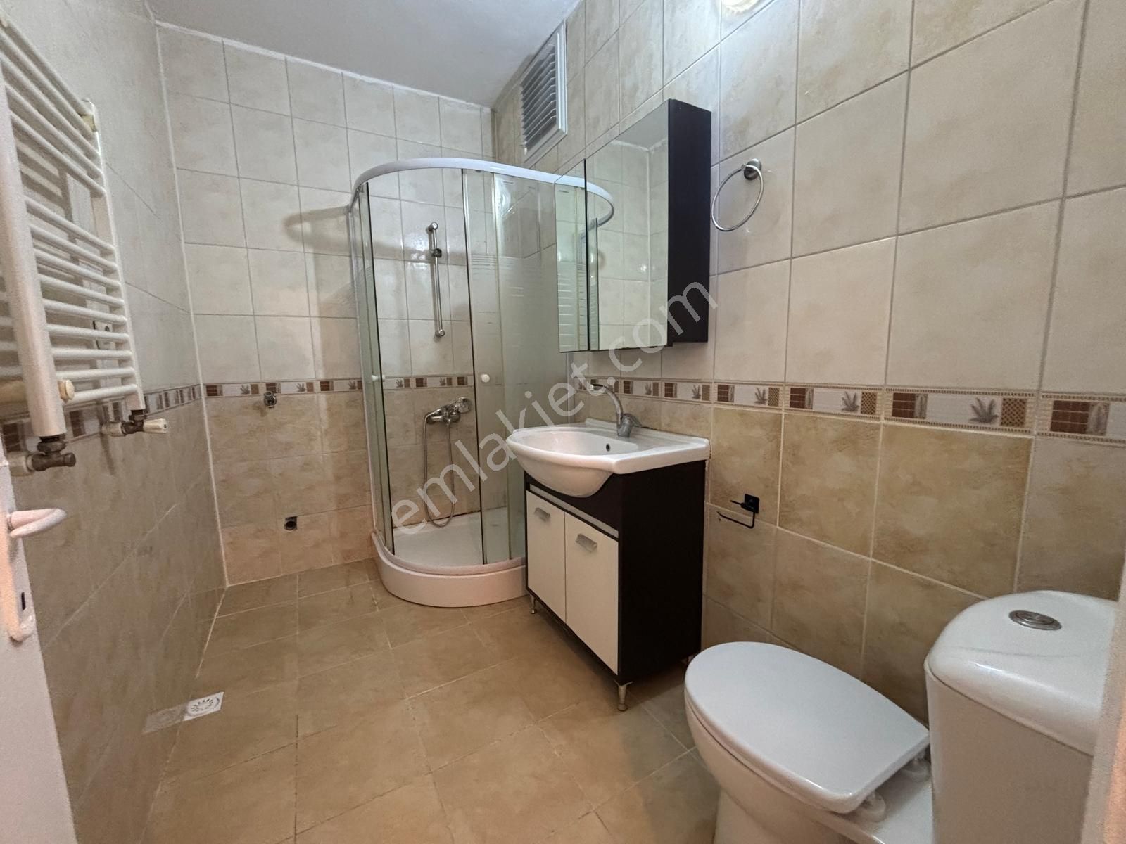 Kartal Petrolişde Çanakkale Caddesine Paralel Kiralık 2+1 Daire - Görsel 13