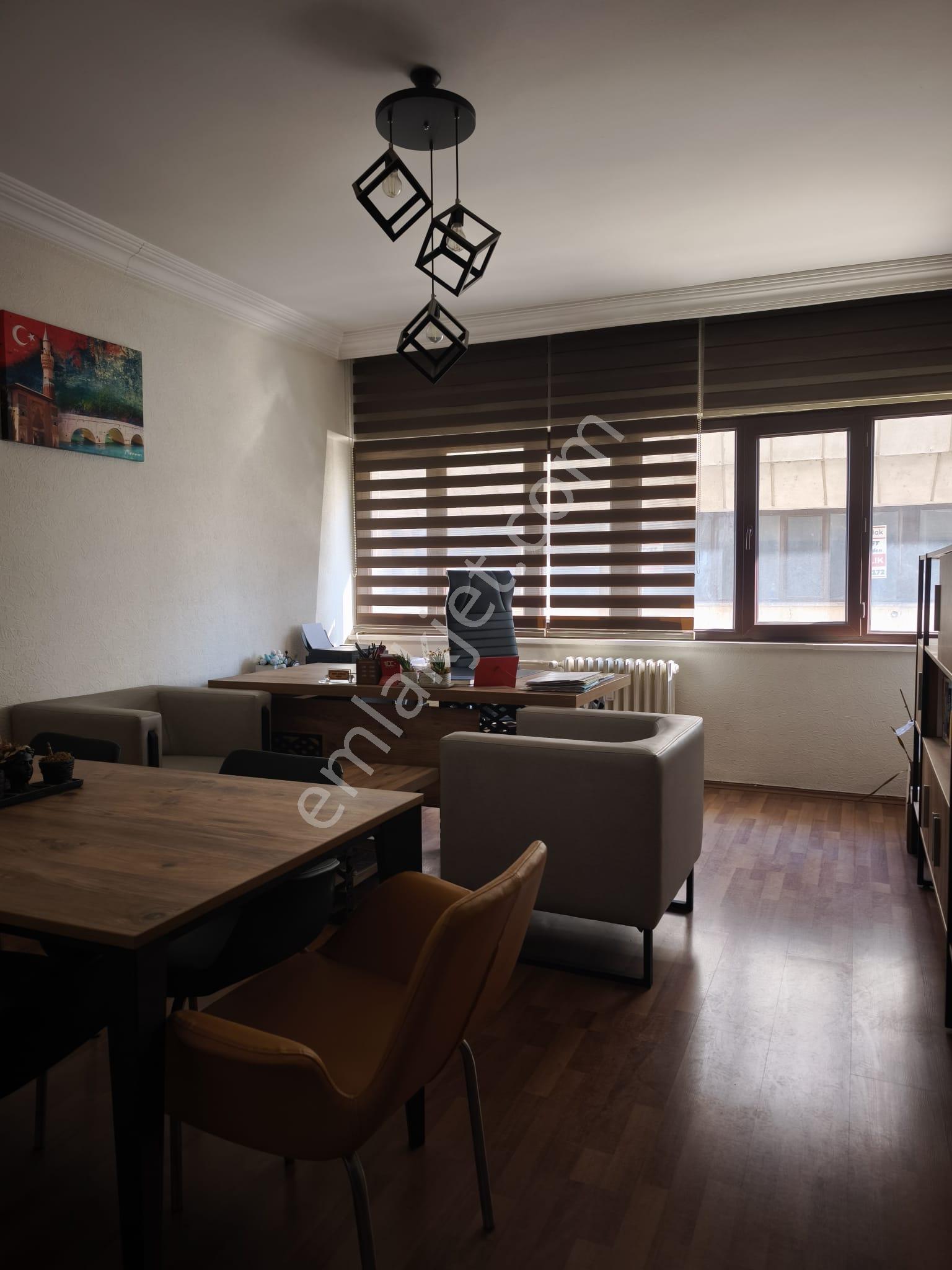 Nüve İş Merkezinde 220 M2 Satılık Dubleks Ofis - Görsel 4