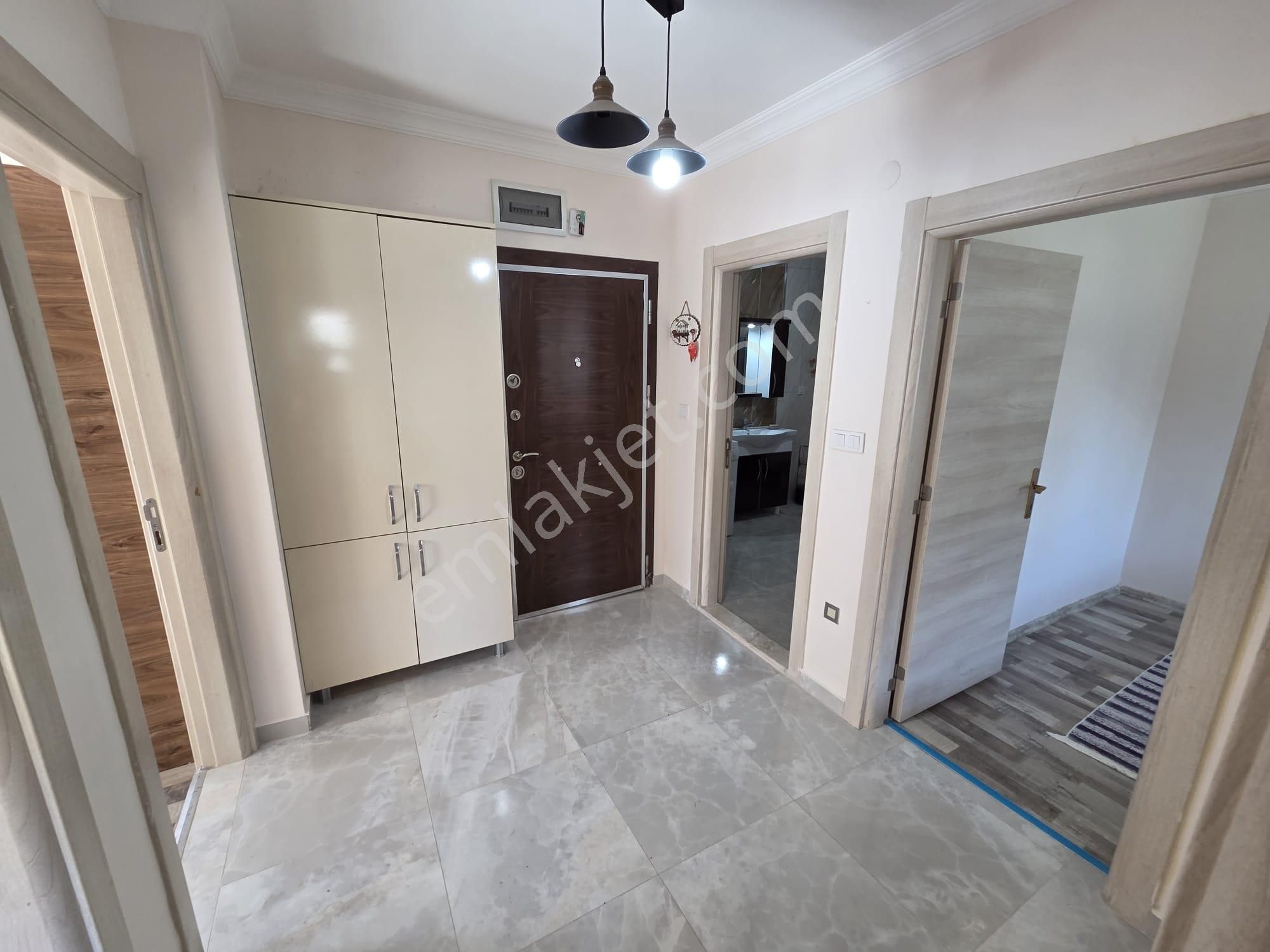 Altınoluk İlkbahar Emlaktan Havuzlu Sitede Yüksek Girişli Daire - Görsel 23