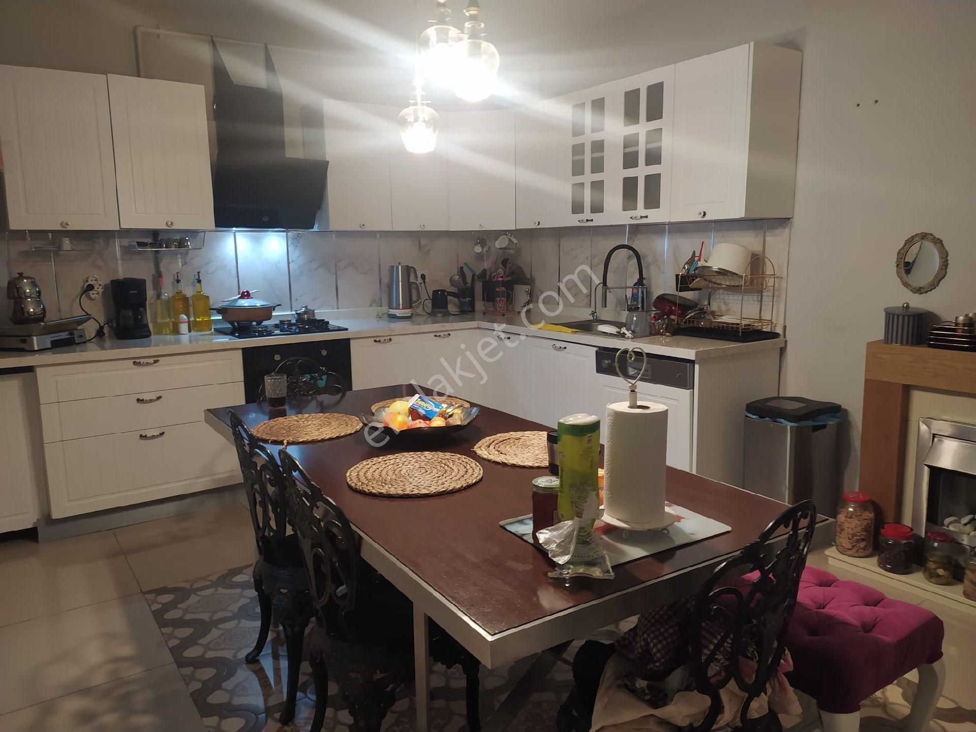 Sarıyer Maden De Tünele 2 Dk Mesafede Acil Satılık Müstakil Villa - Görsel 19