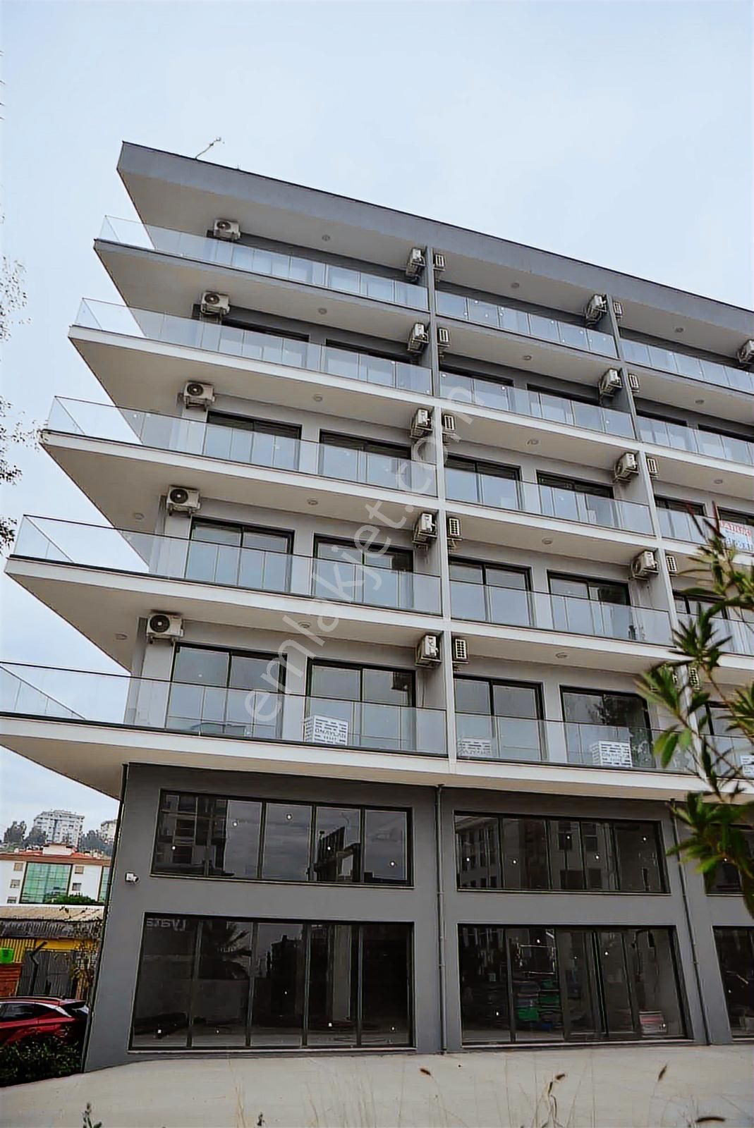 İzmir Balatçık'ta İnci Suit Projesinde Satılık 1+1 Daire - Görsel 28