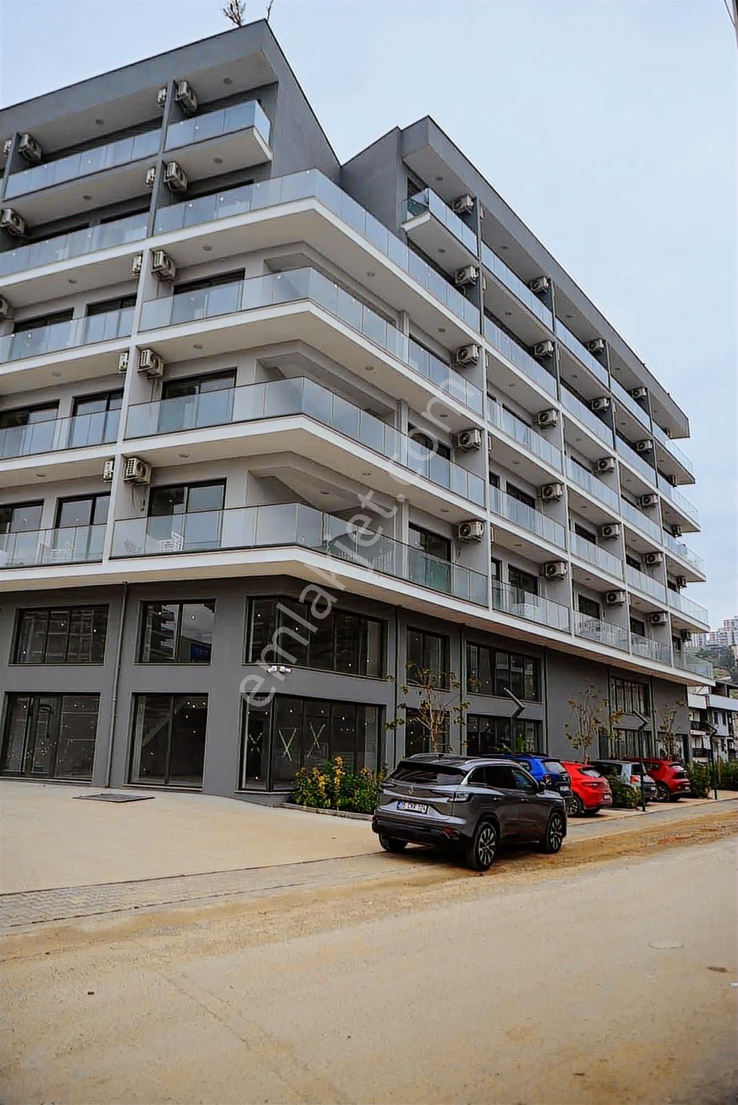 İzmir Balatçık'ta İnci Suit Projesinde Satılık 1+1 Daire - Görsel 26