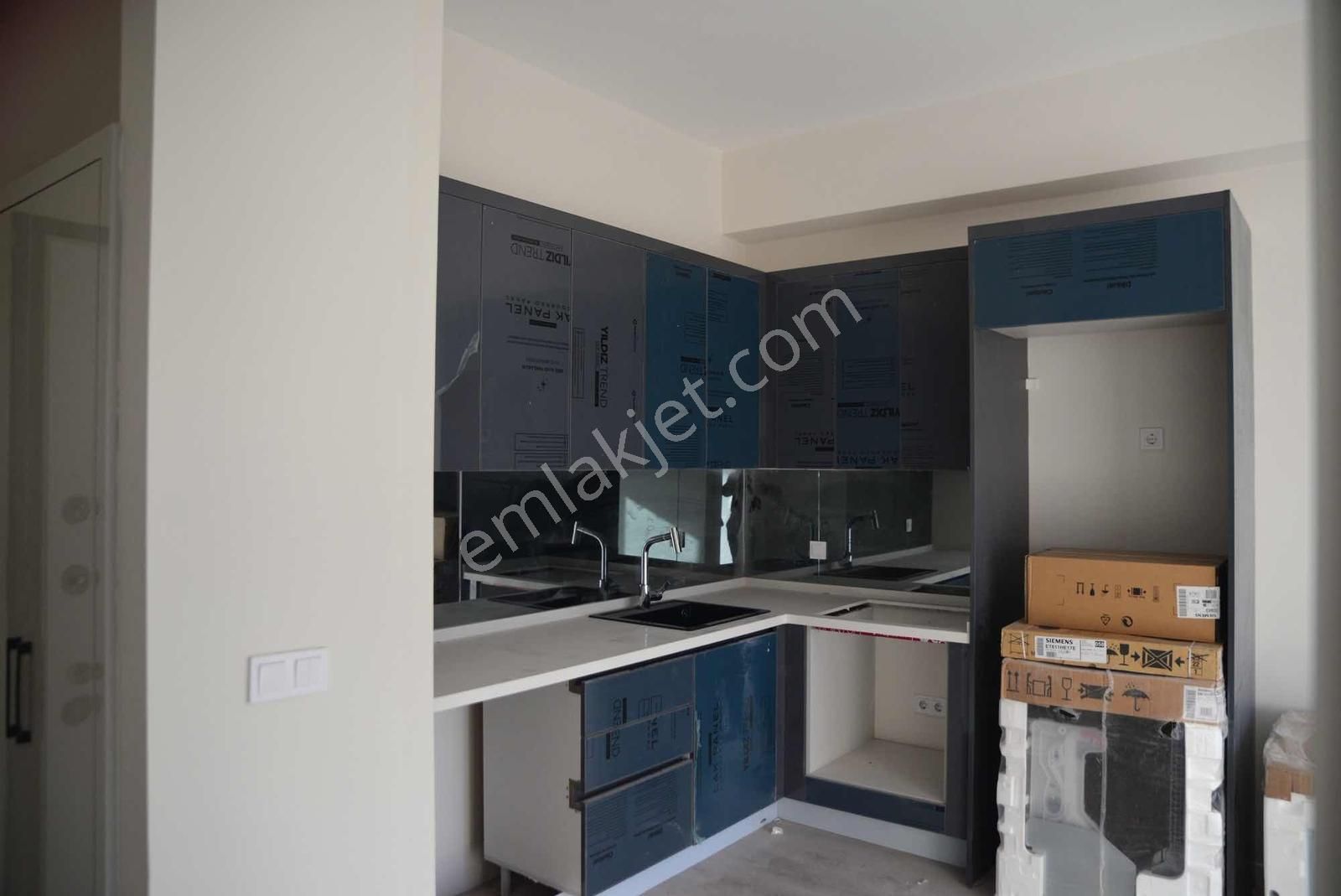 İzmir Balatçık'ta İnci Suit Projesinde Satılık 1+1 Daire - Görsel 21