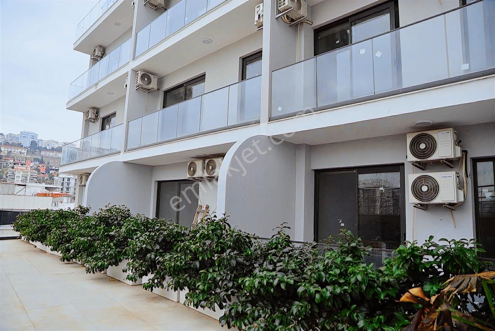 İzmir Balatçık'ta İnci Suit Projesinde Satılık 1+1 Daire - Görsel 24