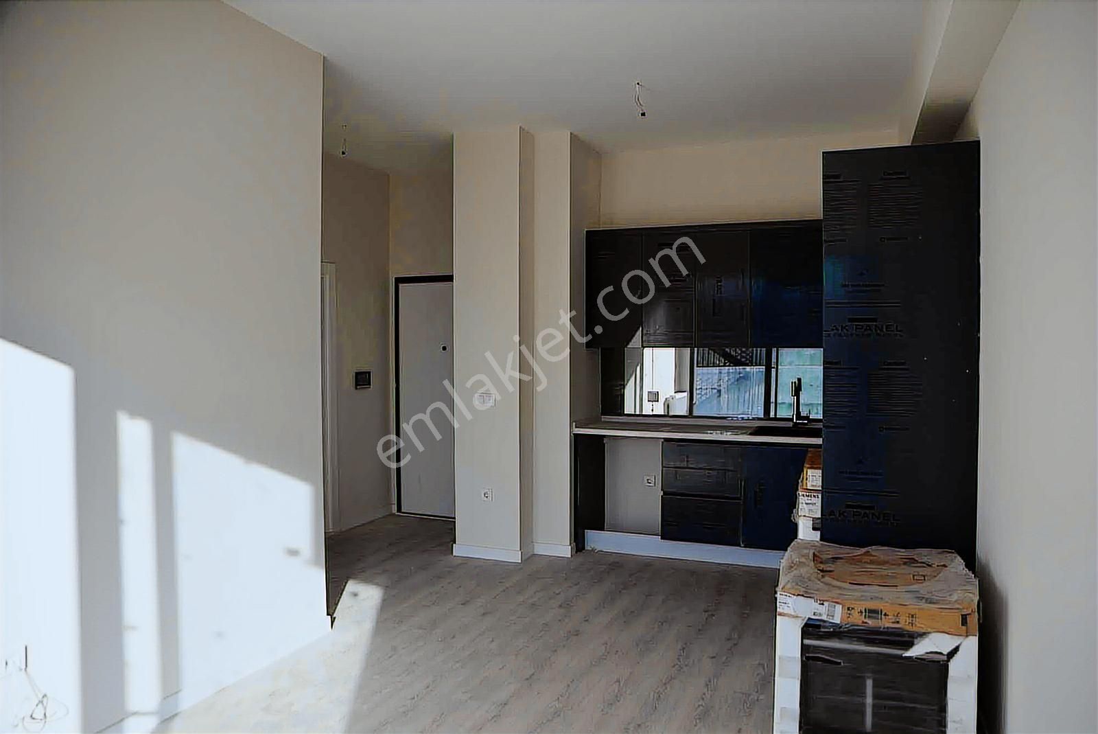 İzmir Balatçık'ta İnci Suit Projesinde Satılık 1+1 Daire - Görsel 14