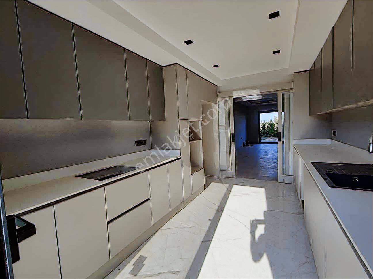 Qzen'den Görecede Bağımsız Bahçeli 262 M2 4+1 Geniş Triblex - Görsel 33